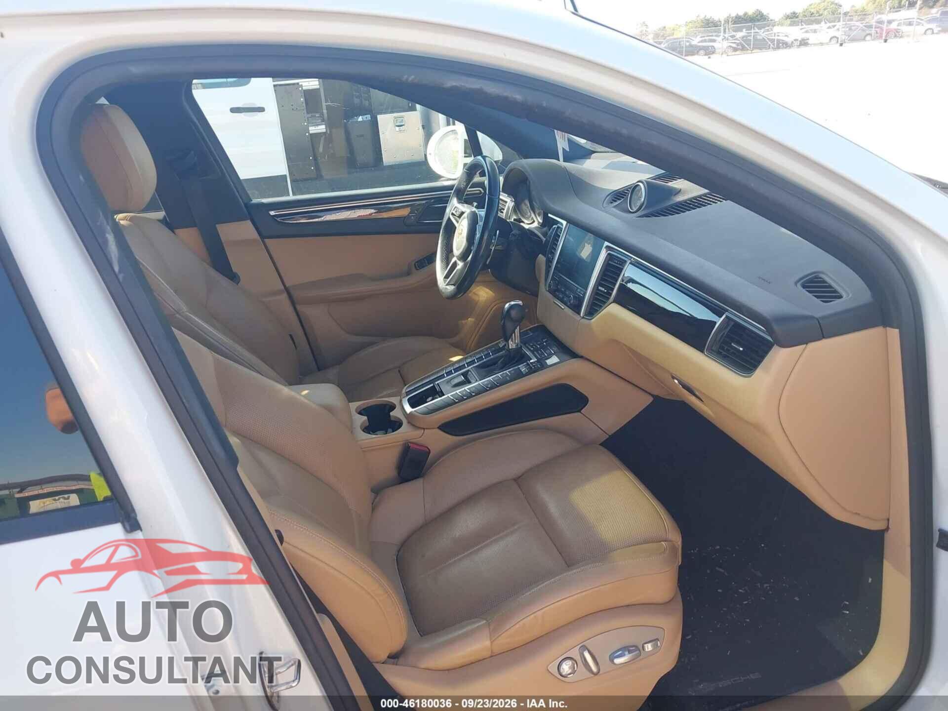 PORSCHE MACAN 2017 - WP1AA2A56HLB81945