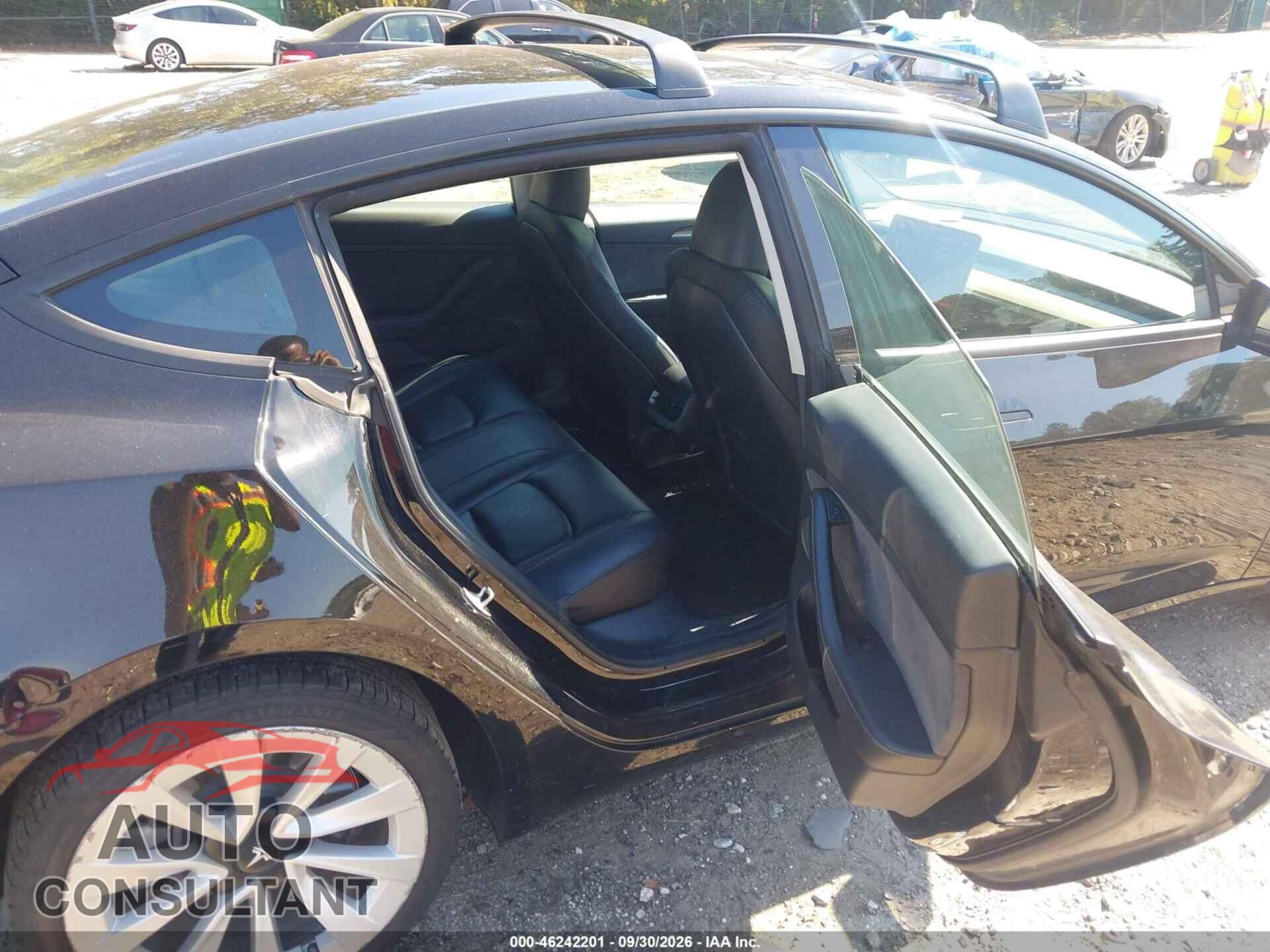 TESLA MODEL 3 2023 - 5YJ3E1EA1PF602844