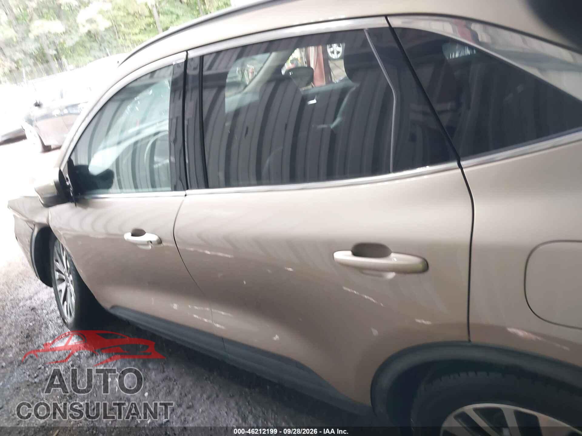 FORD ESCAPE 2020 - 1FMCU0DZXLUA70656