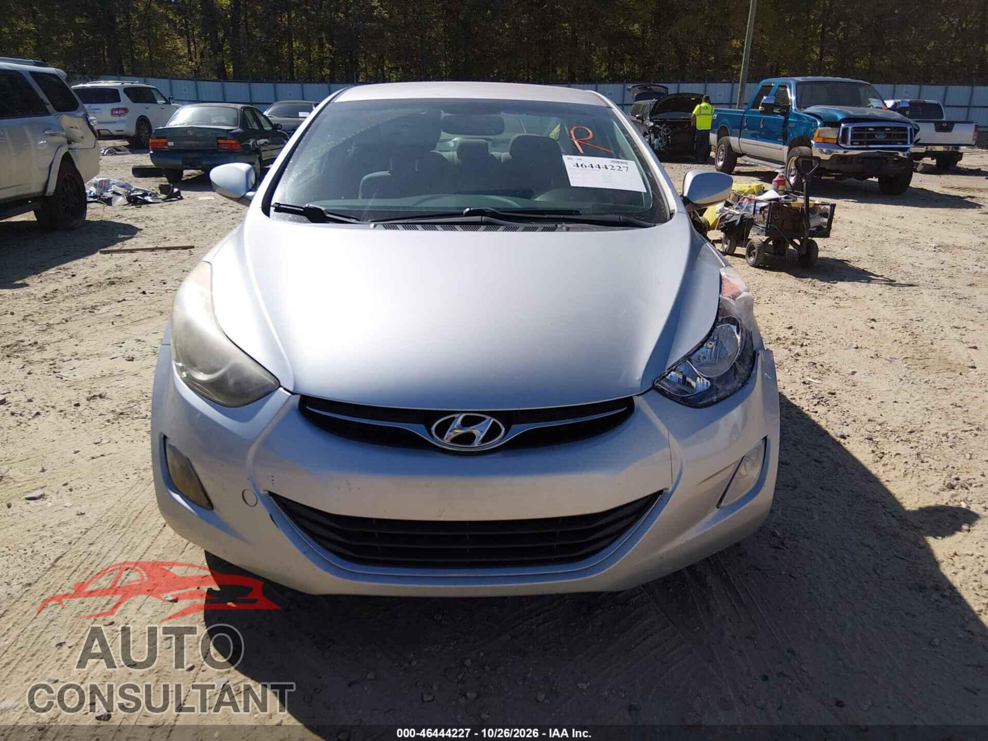 HYUNDAI ELANTRA 2013 - 5NPDH4AE6DH283623