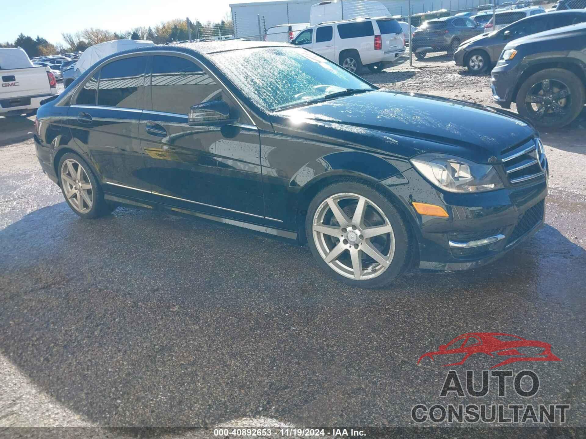 MERCEDES-BENZ C 300 2014 - WDDGF8AB6EA923473