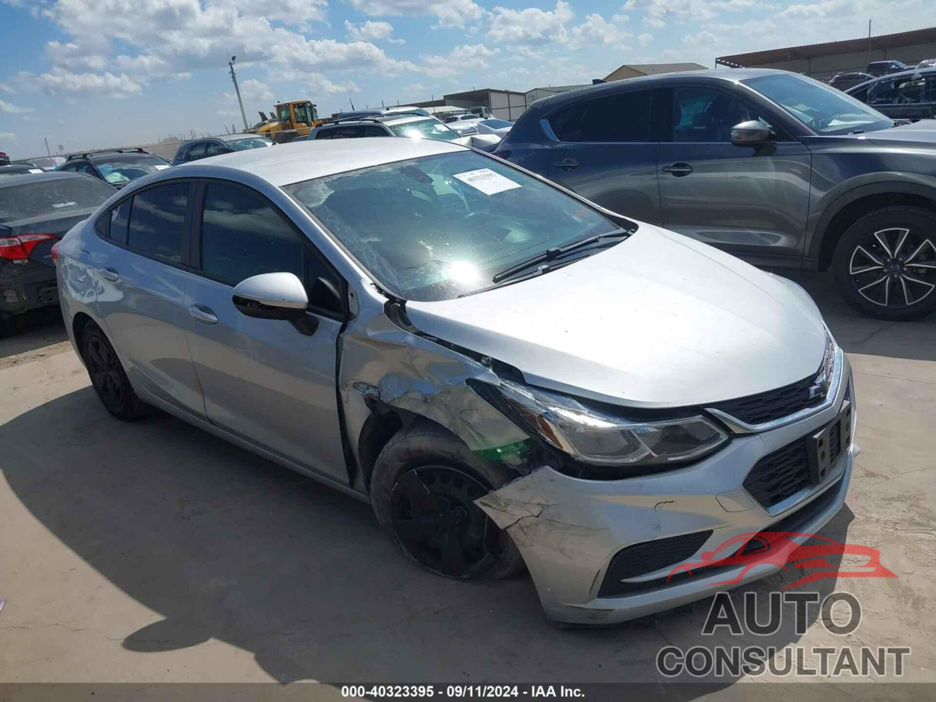 CHEVROLET CRUZE 2018 - 1G1BC5SM0J7220656