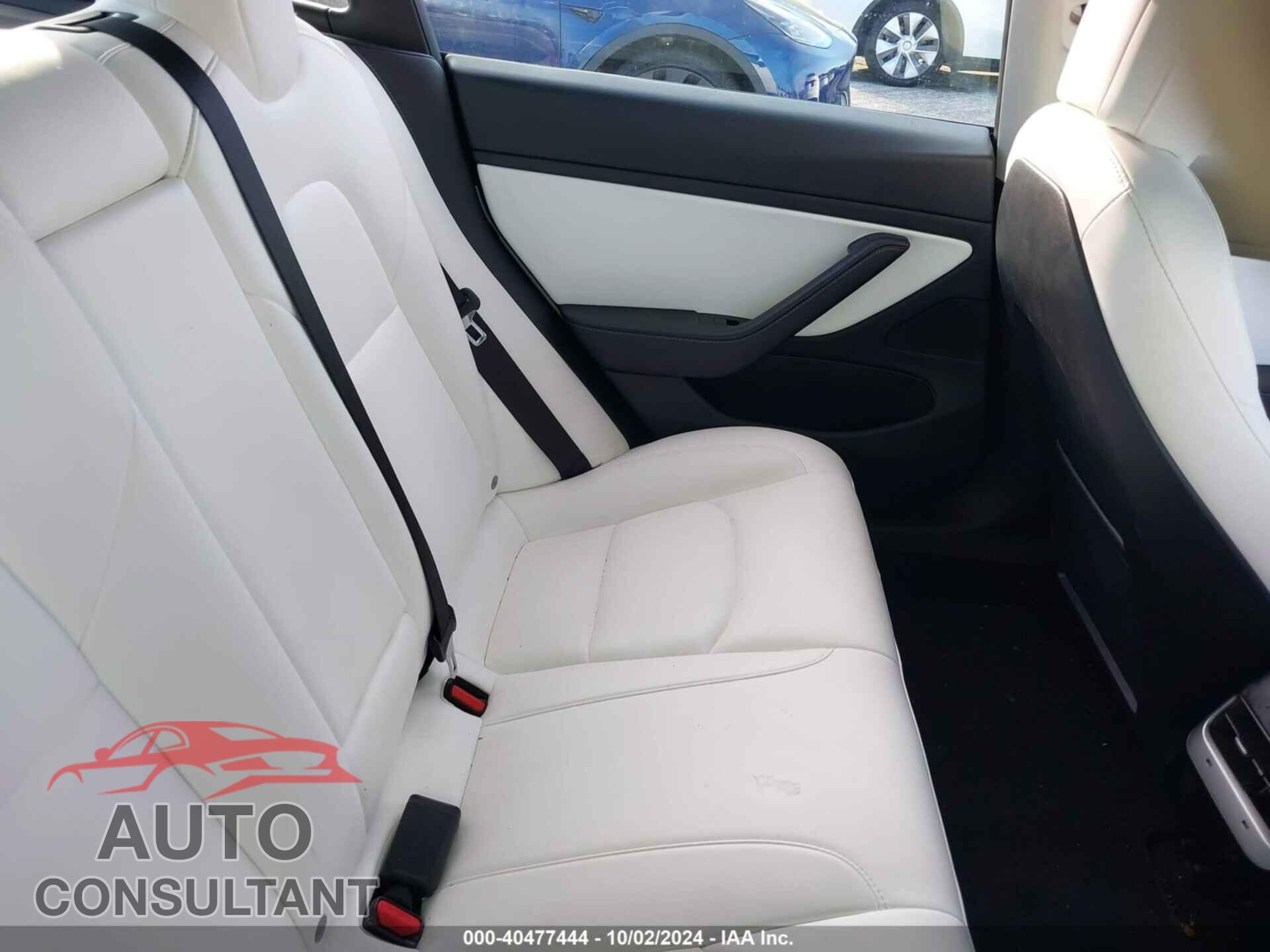 TESLA MODEL 3 2021 - 5YJ3E1EB3MF925099