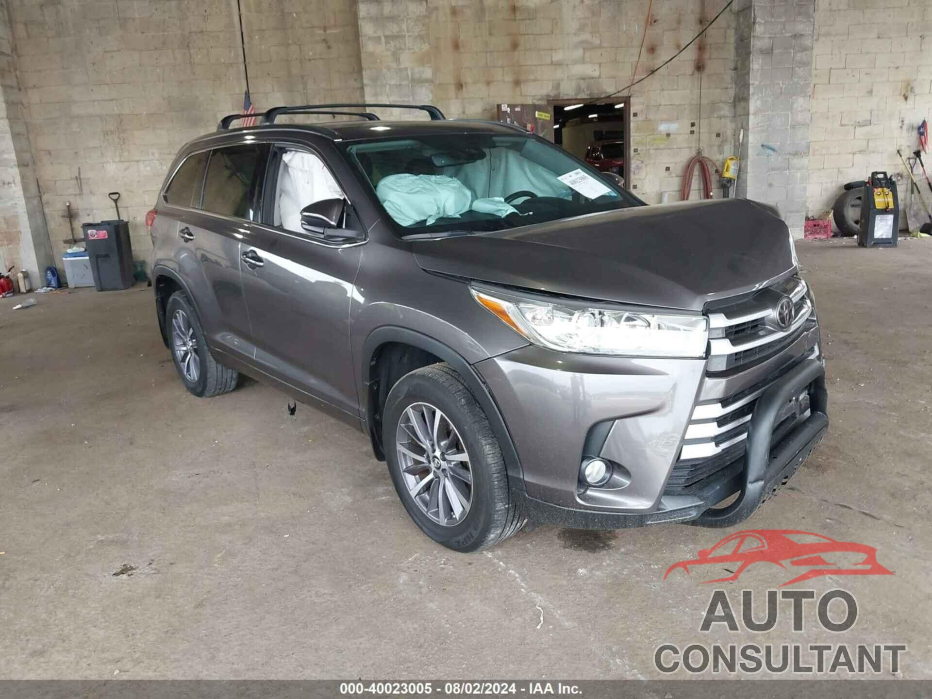 TOYOTA HIGHLANDER 2017 - 5TDJZRFH3HS399247