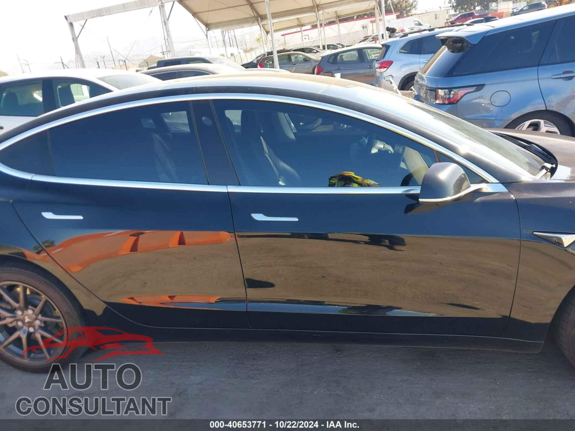 TESLA MODEL 3 2018 - 5YJ3E1EA9JF172388