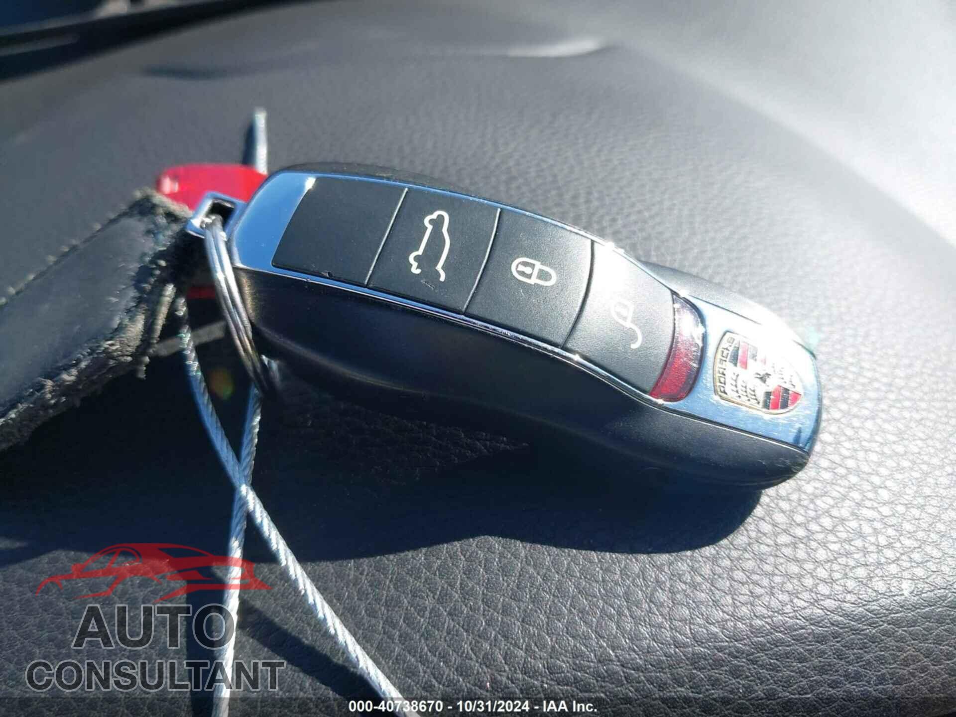PORSCHE CAYENNE 2017 - WP1AA2A28HKA83737