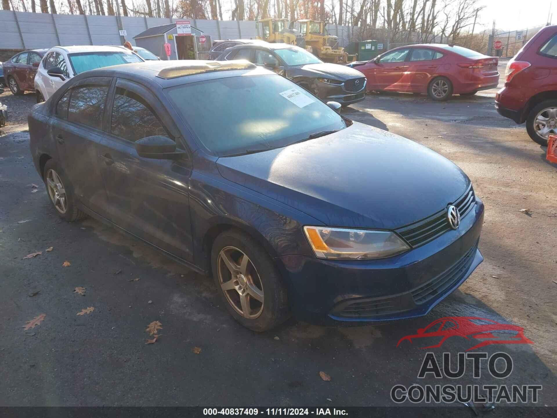 VOLKSWAGEN JETTA 2013 - 3VW1K7AJ4DM414221