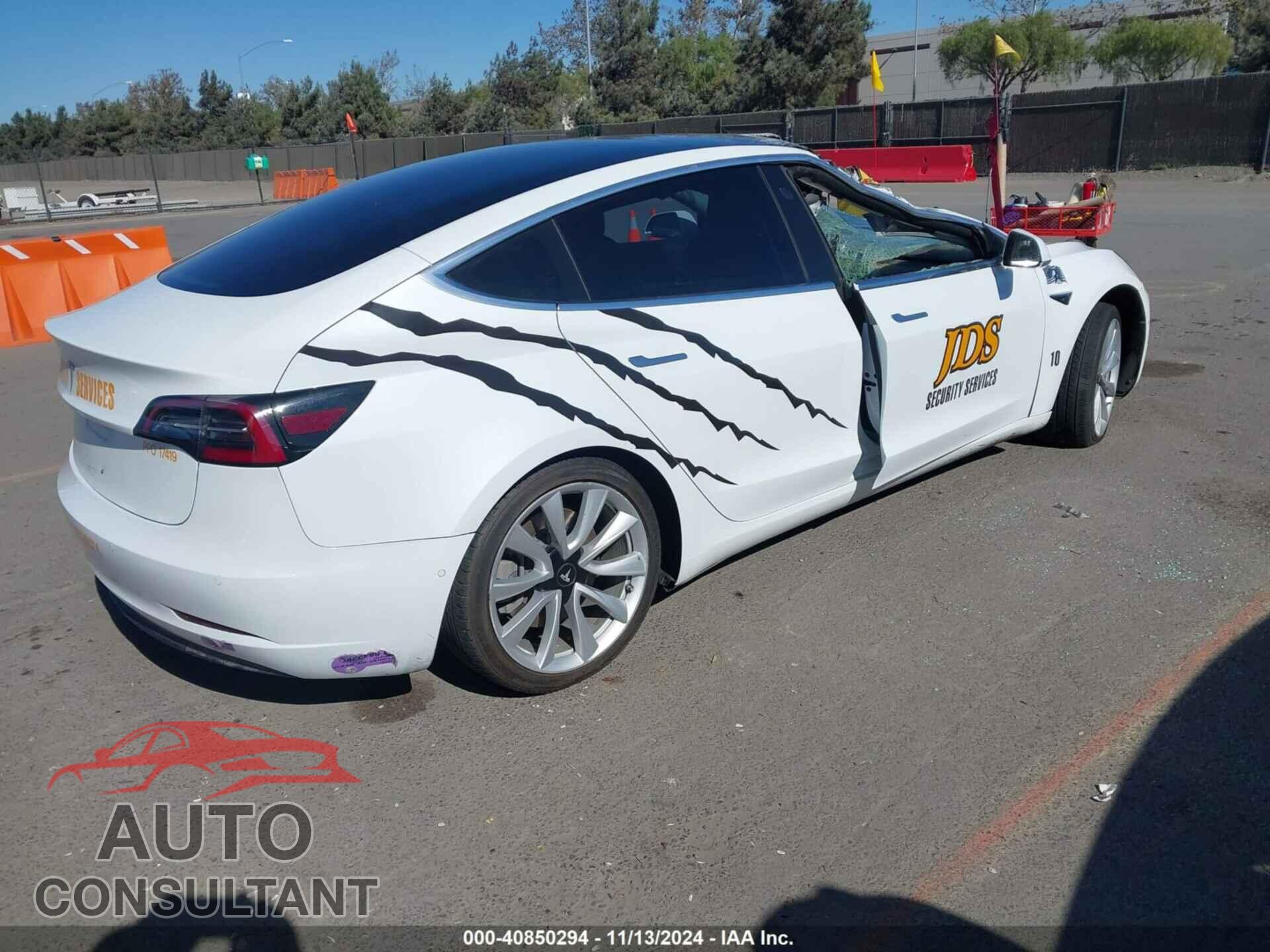 TESLA MODEL 3 2018 - 5YJ3E1EA8JF108200