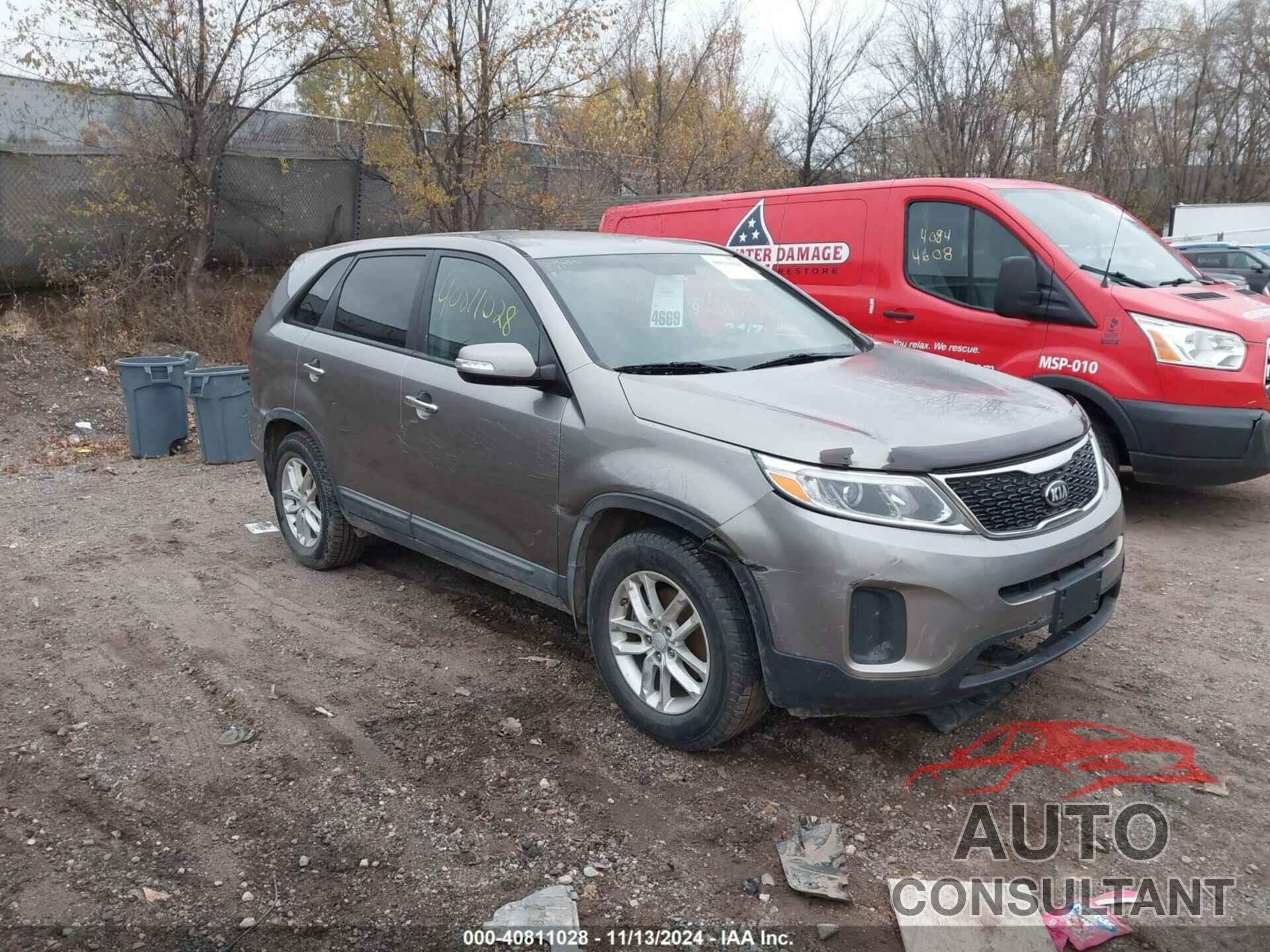 KIA SORENTO 2015 - 5XYKT3A67FG593718