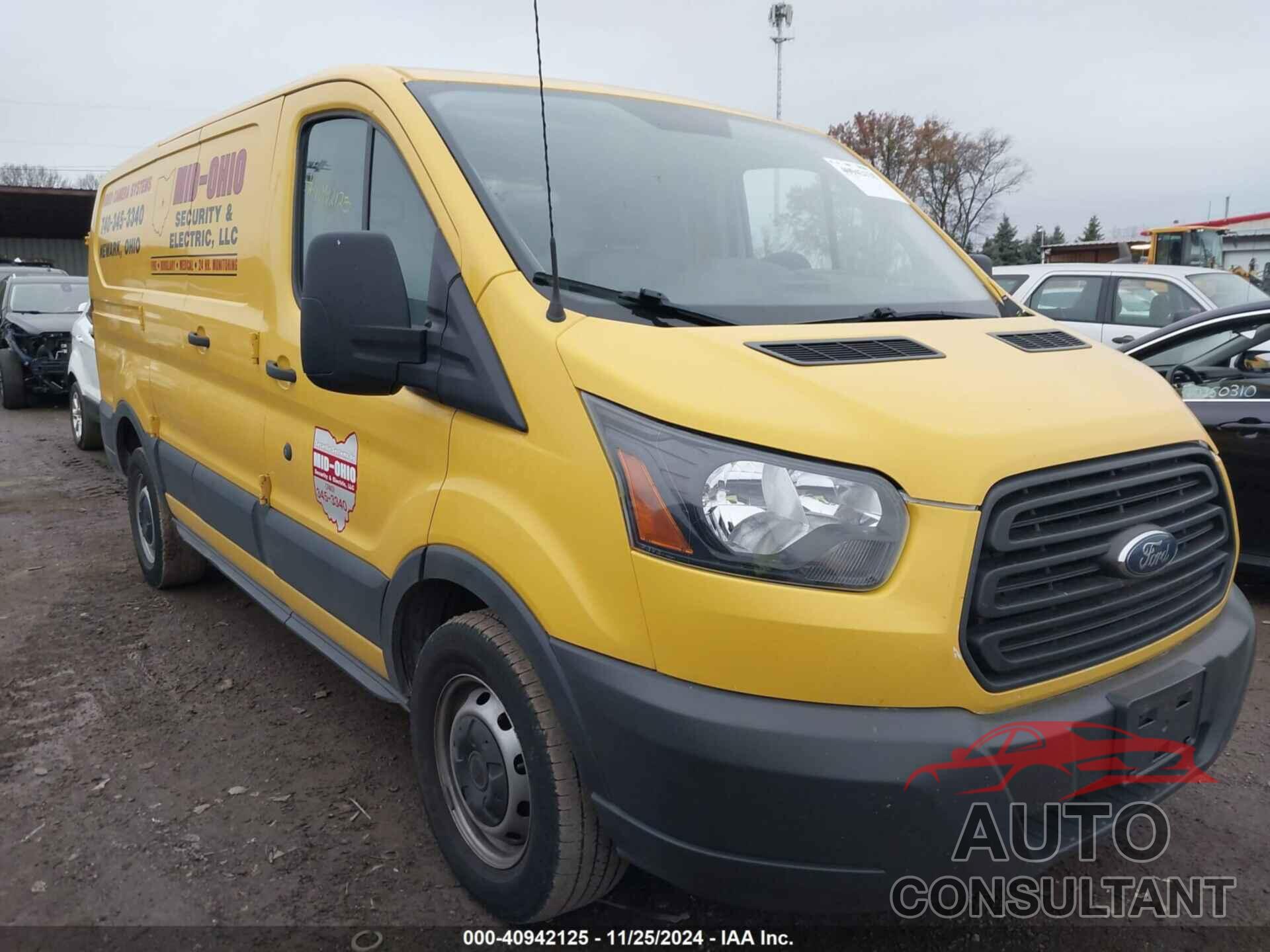 FORD TRANSIT-150 2017 - 1FTYE1ZM7HKB26453