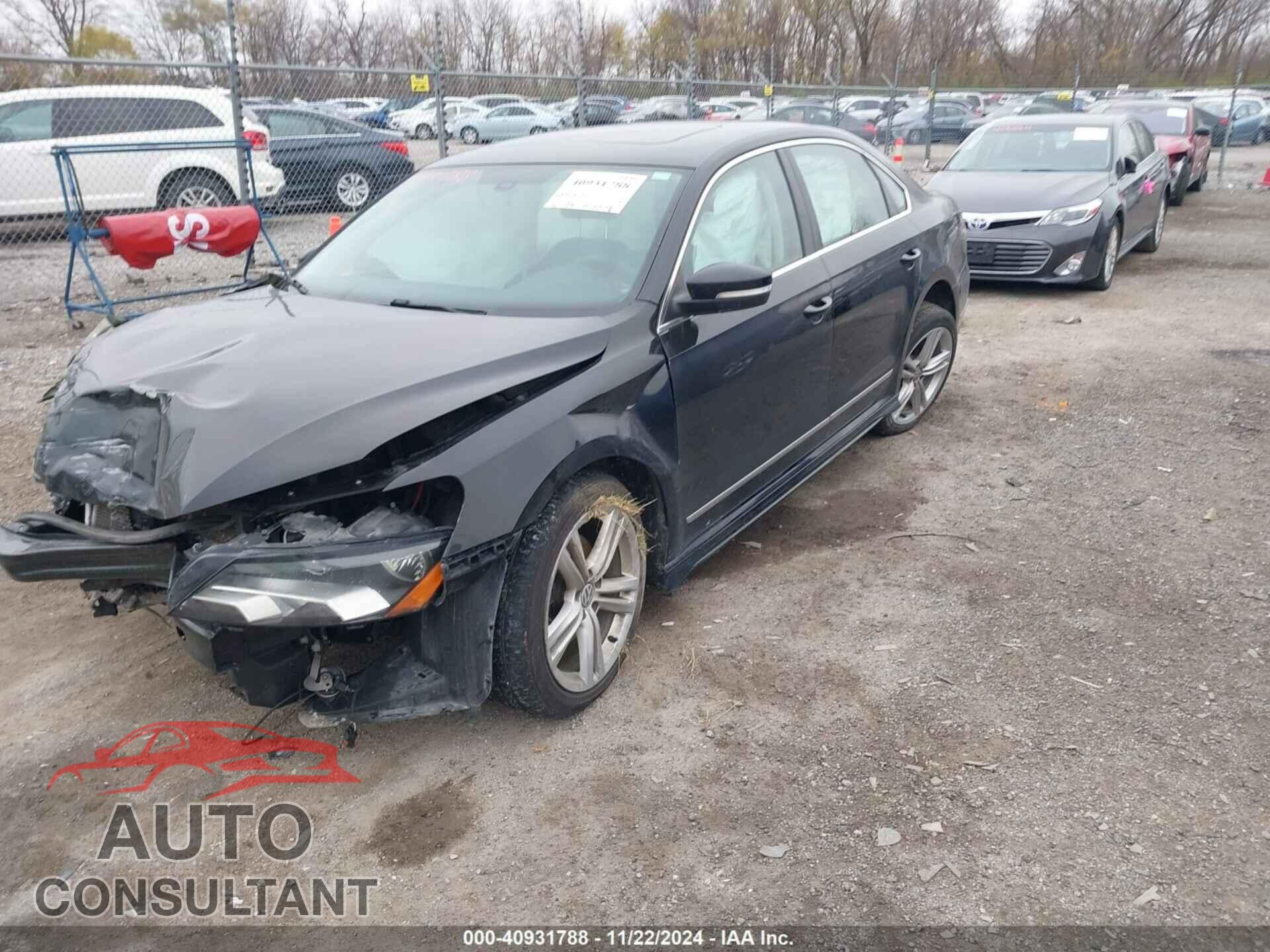 VOLKSWAGEN PASSAT 2015 - 1VWCM7A31FC117514
