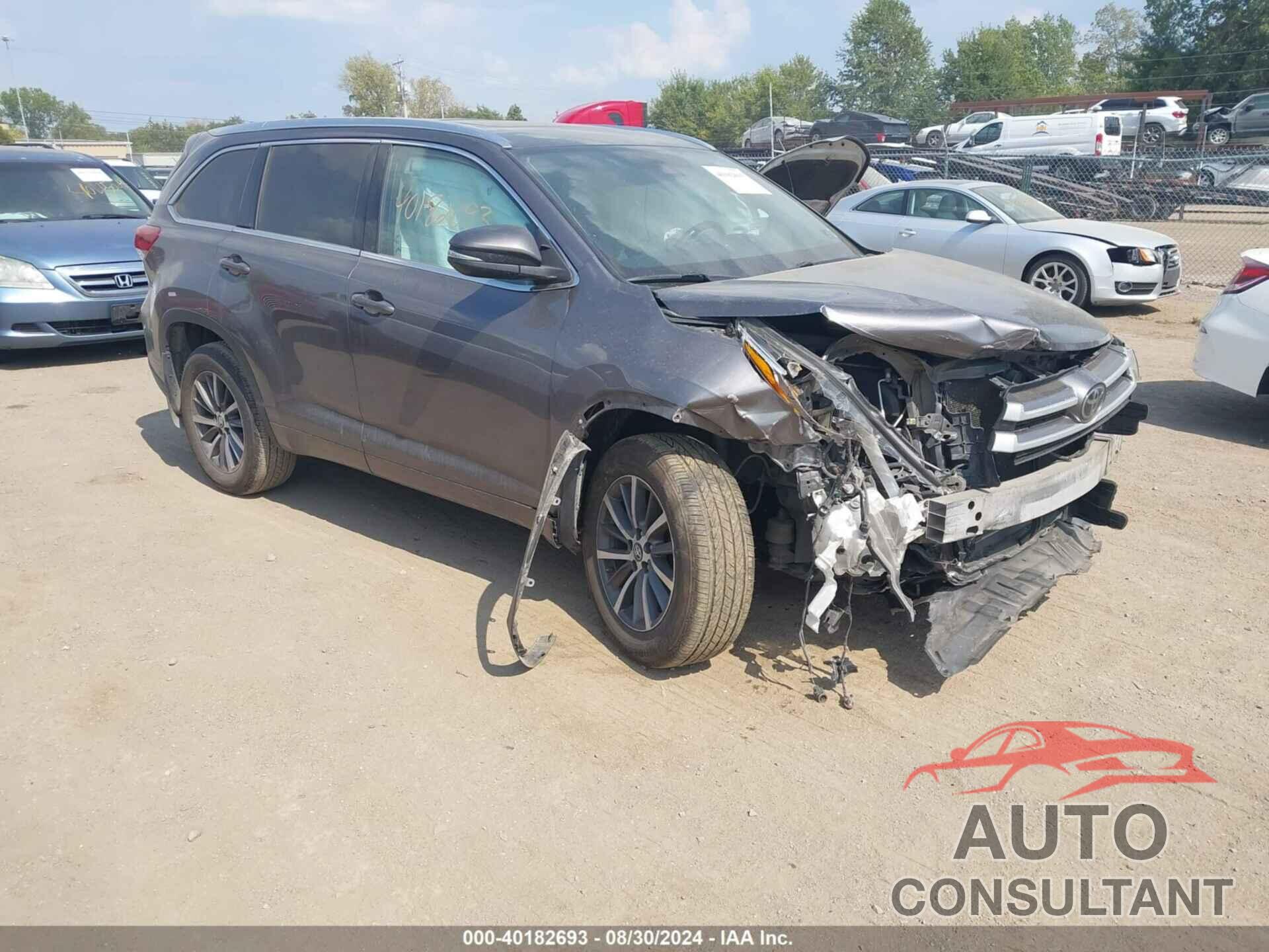 TOYOTA HIGHLANDER 2017 - 5TDJZRFH7HS444335