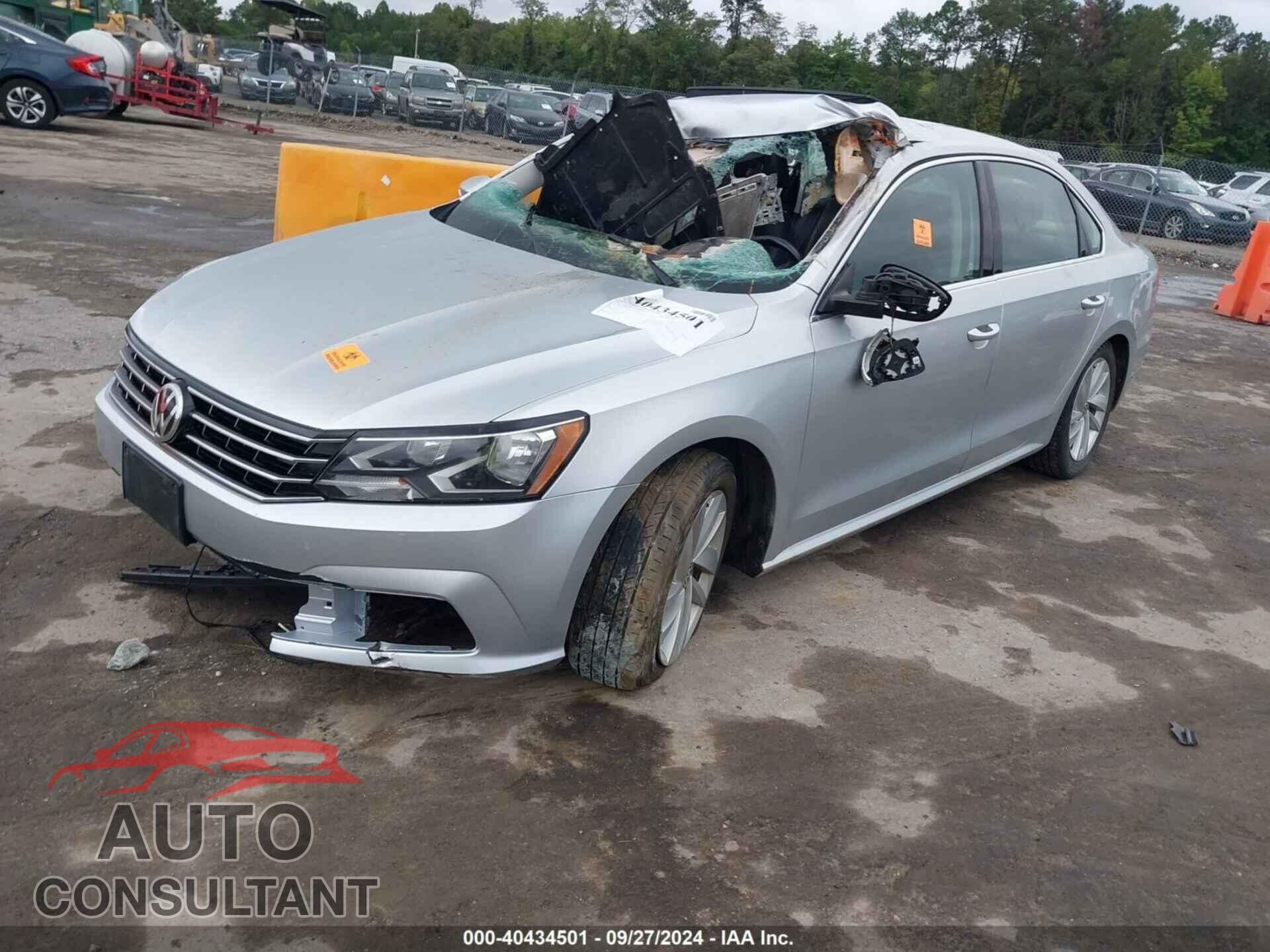 VOLKSWAGEN PASSAT 2018 - 1VWBA7A37JC005295