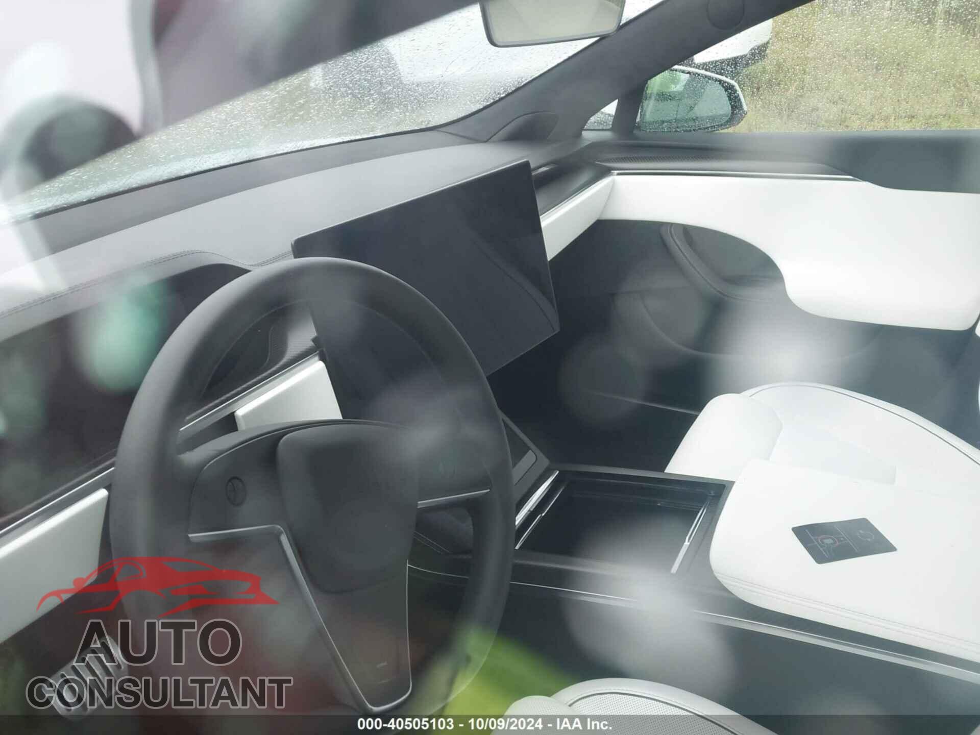 TESLA MODEL S 2023 - 5YJSA1E65PF528105