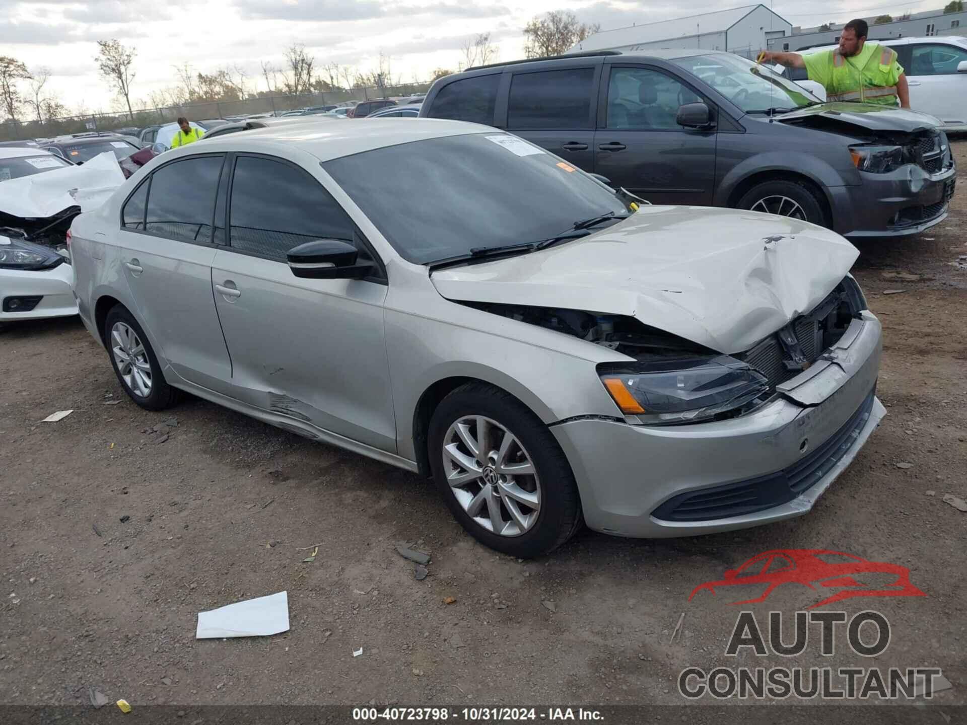 VOLKSWAGEN JETTA 2011 - 3VWDZ7AJ2BM312759