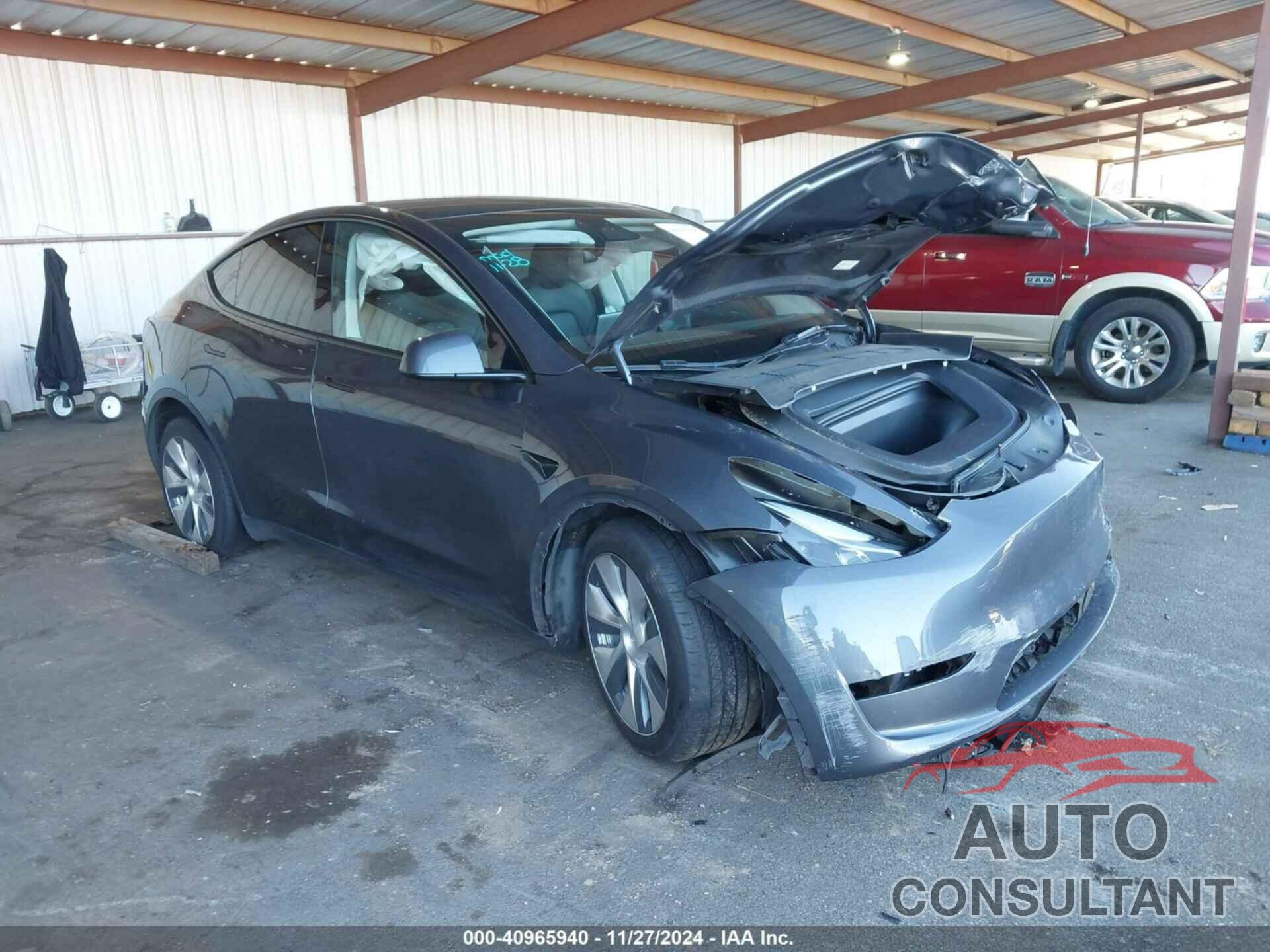 TESLA MODEL Y 2023 - 7SAYGDEE7PF628341