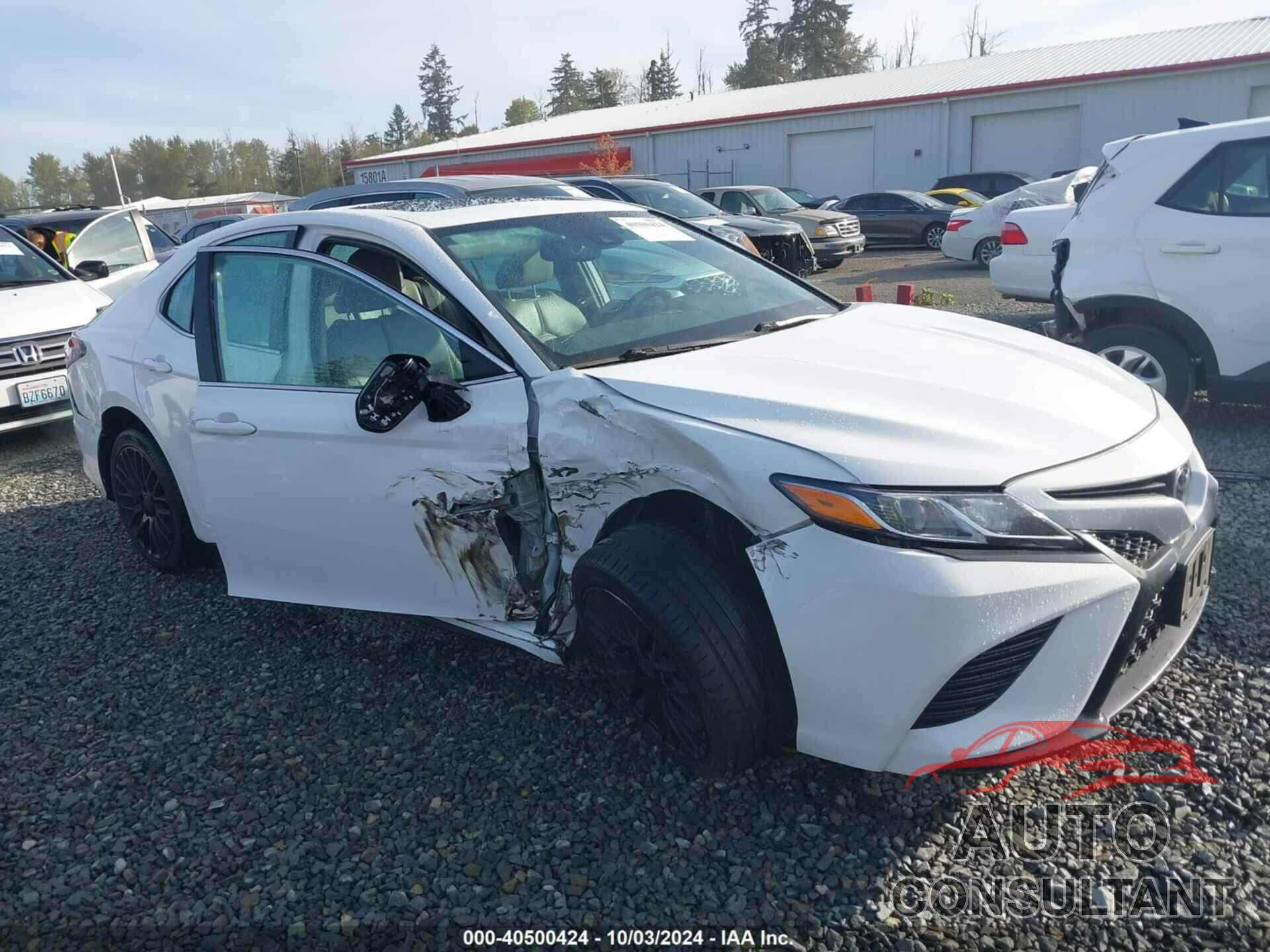 TOYOTA CAMRY 2019 - 4T1B11HK1KU282366