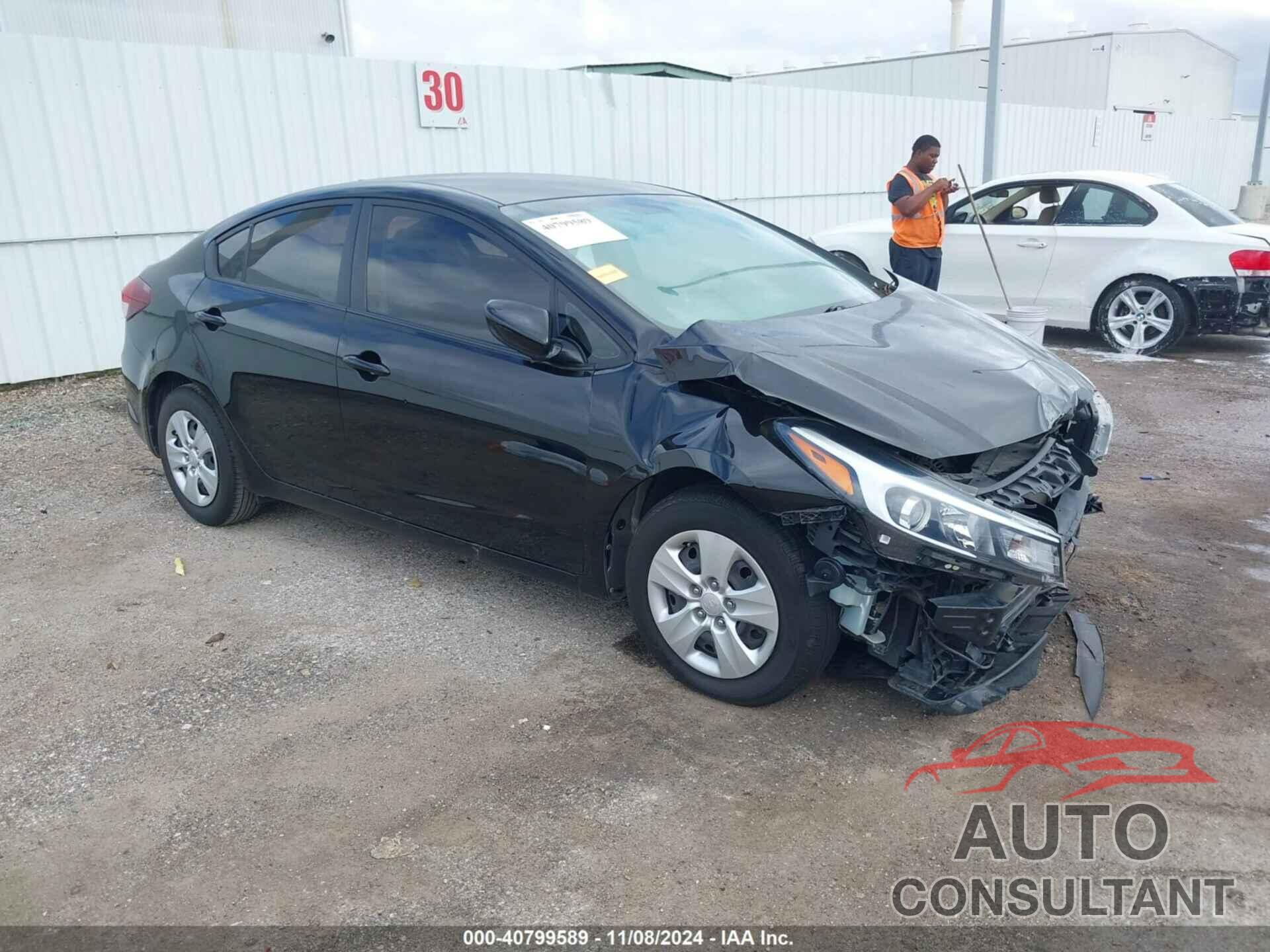 KIA FORTE 2017 - 3KPFK4A70HE066218