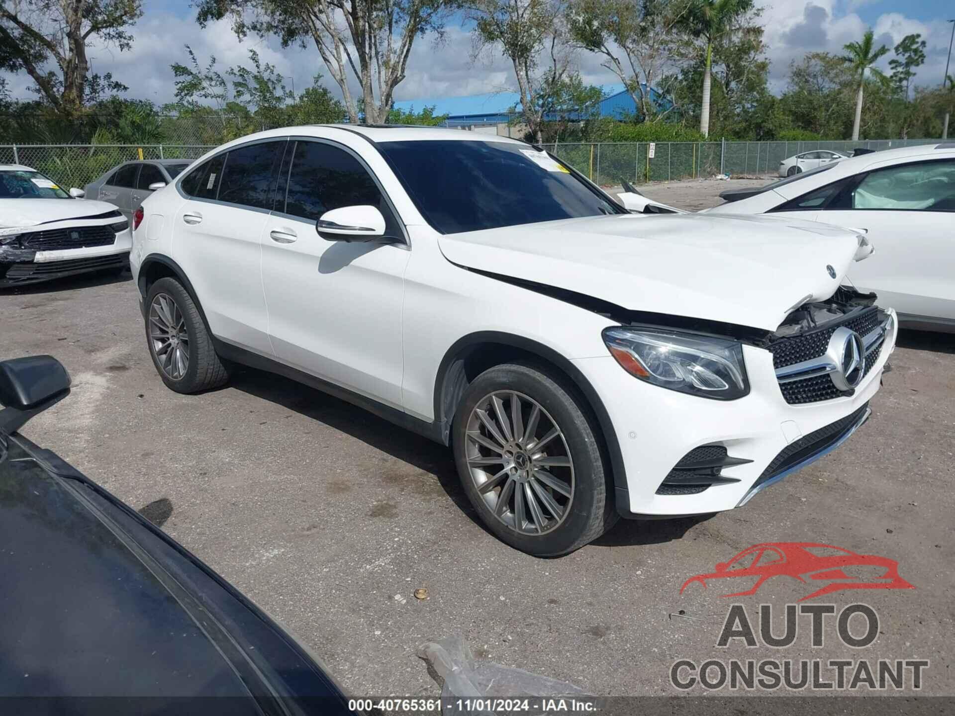 MERCEDES-BENZ GLC 300 COUPE 2019 - WDC0J4KB1KF568111