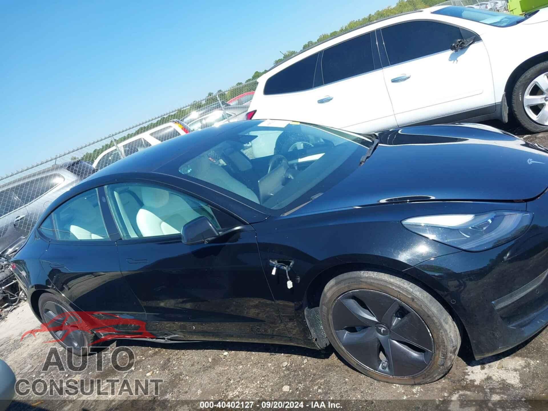TESLA MODEL 3 2021 - 5YJ3E1EA7MF084492