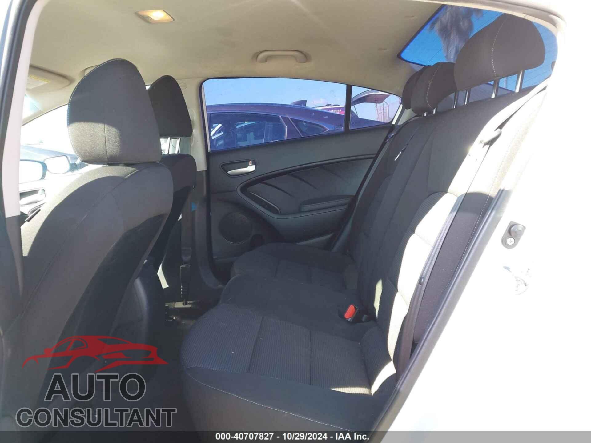 KIA FORTE 2017 - 3KPFK4A77HE156255