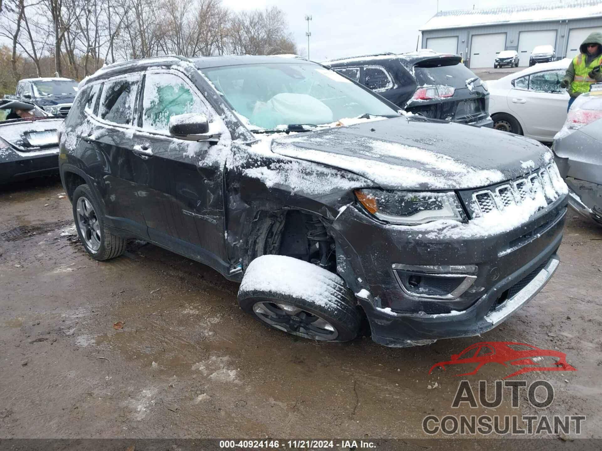 JEEP COMPASS 2018 - 3C4NJDCB7JT392633