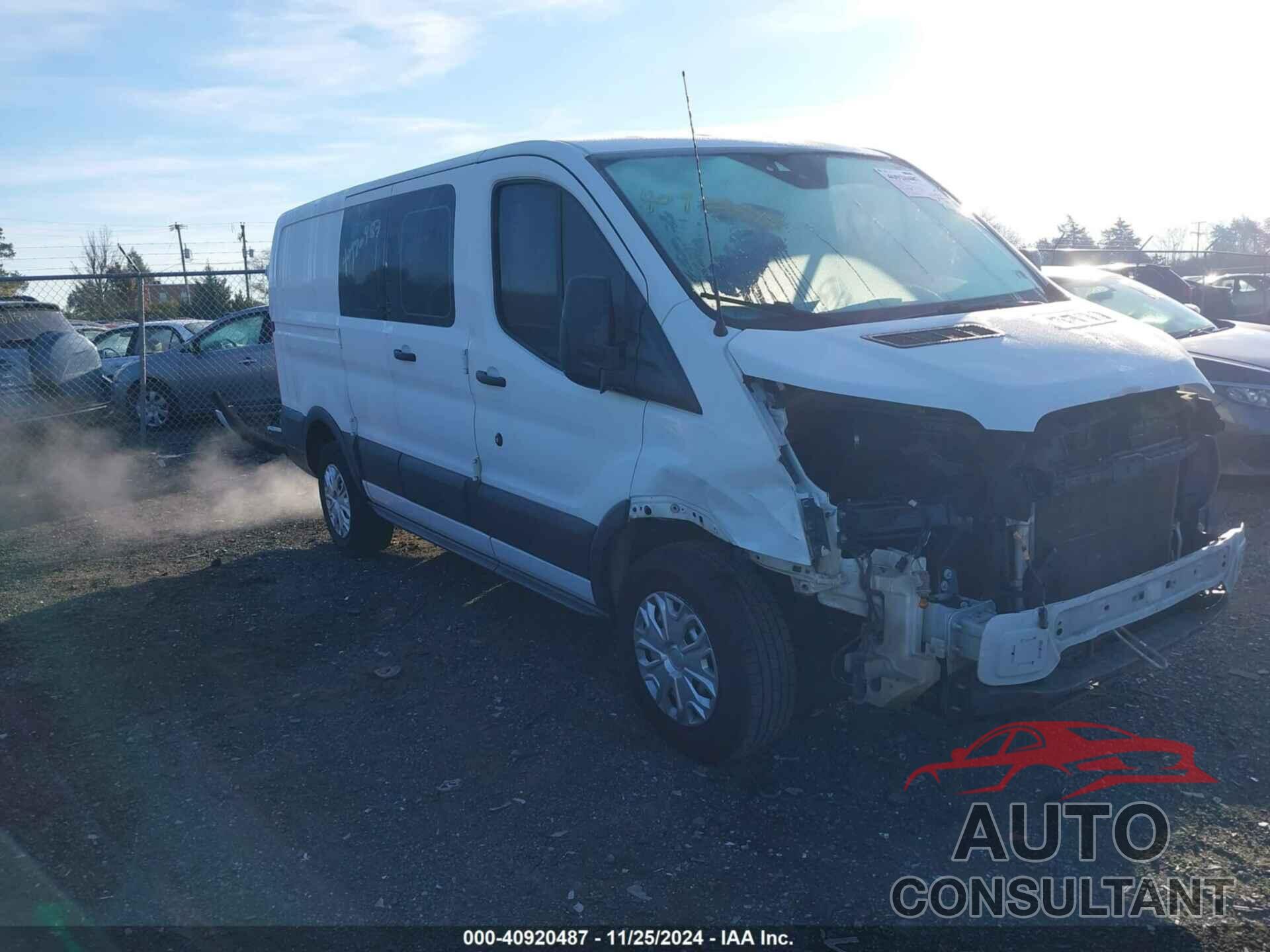 FORD TRANSIT-150 2018 - 1FTYE1ZM9JKB45477