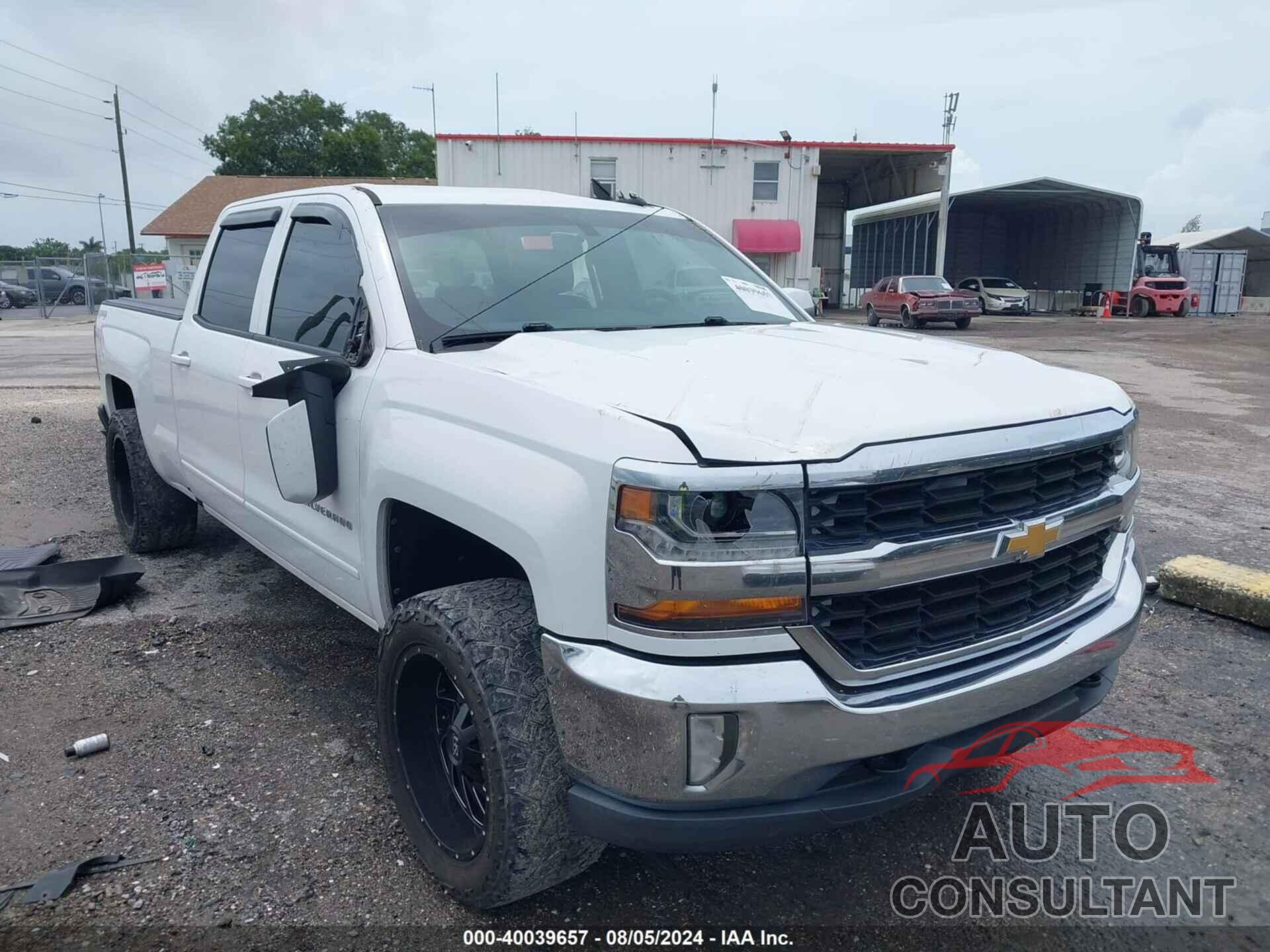 CHEVROLET SILVERADO 1500 2017 - 3GCUKREC3HG169651