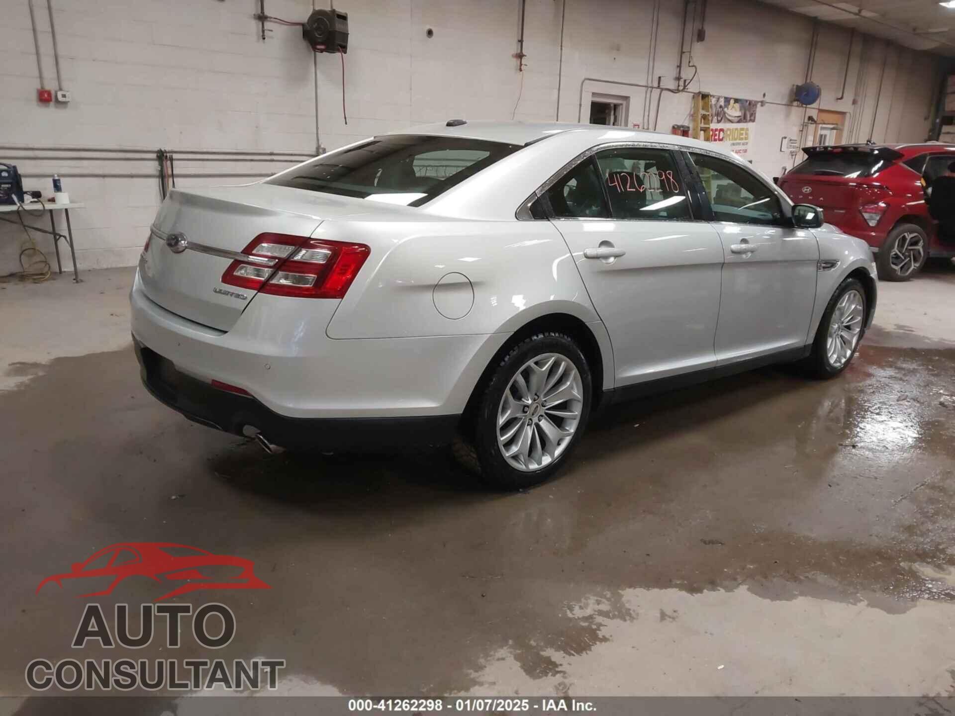 FORD TAURUS 2017 - 1FAHP2F87HG123603