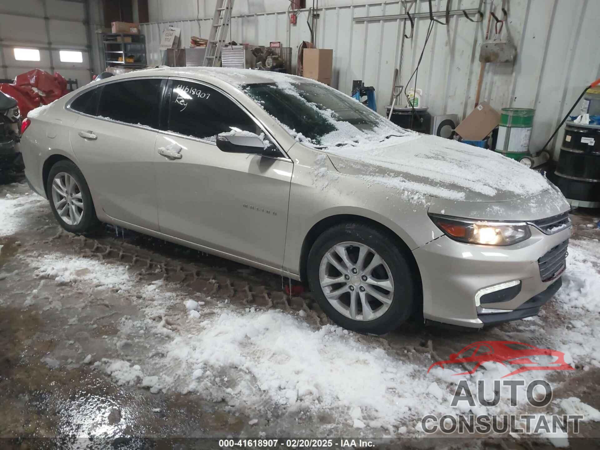 CHEVROLET MALIBU 2016 - 1G1ZE5ST4GF330169
