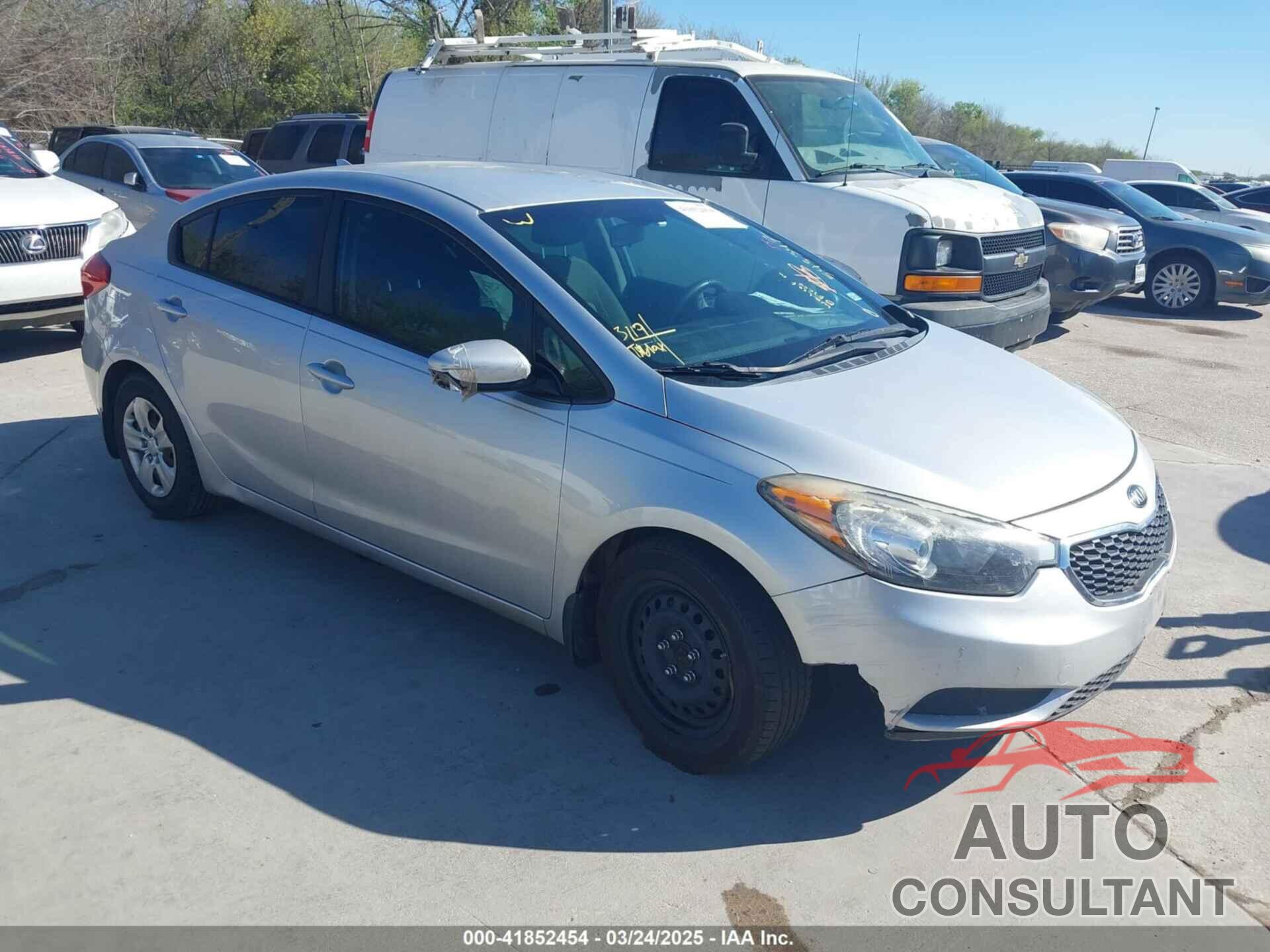 KIA FORTE 2016 - KNAFK4A6XG5543347