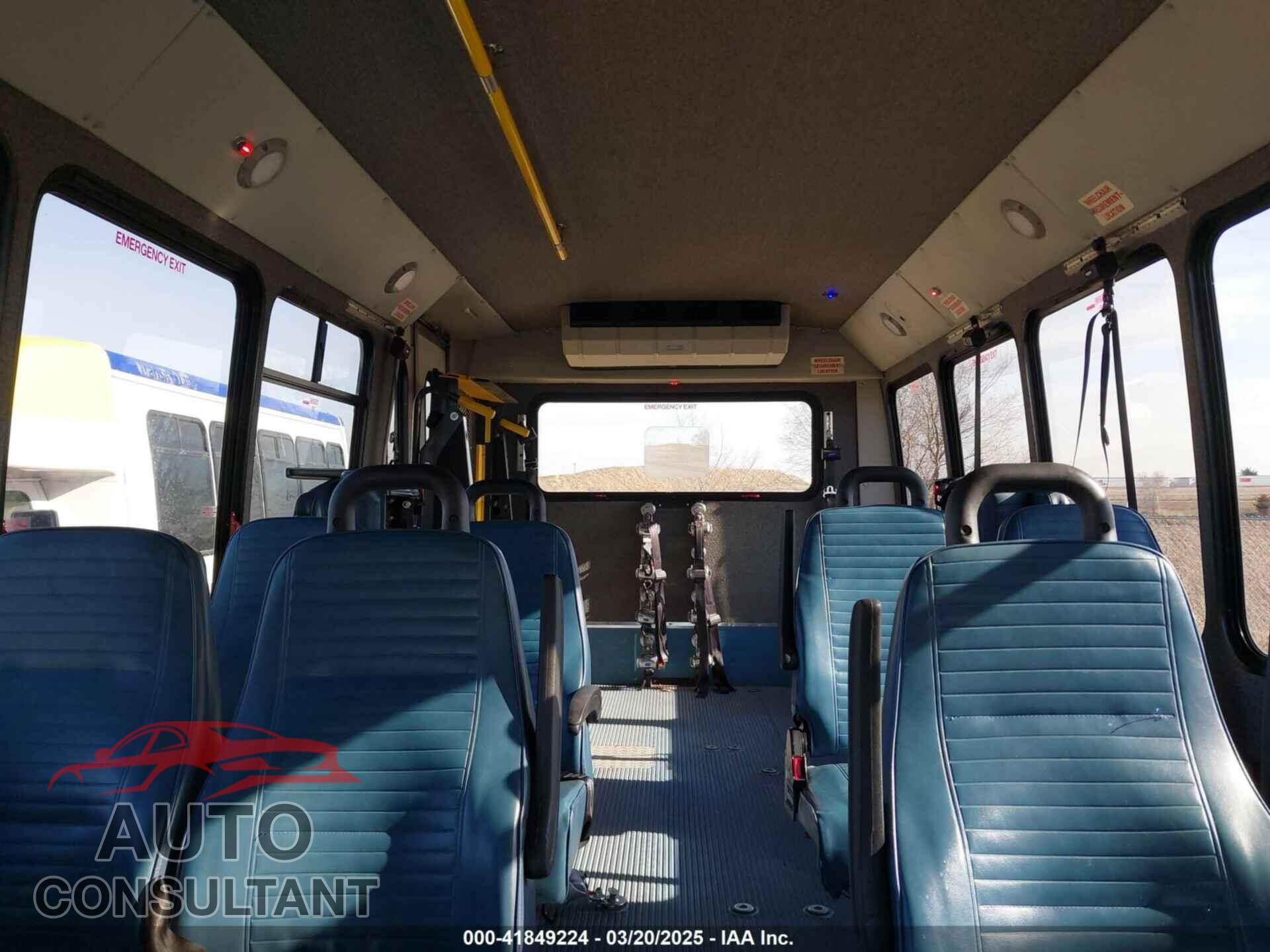 FORD E-450 CUTAWAY 2017 - 1FDFE4FS8HDC67334