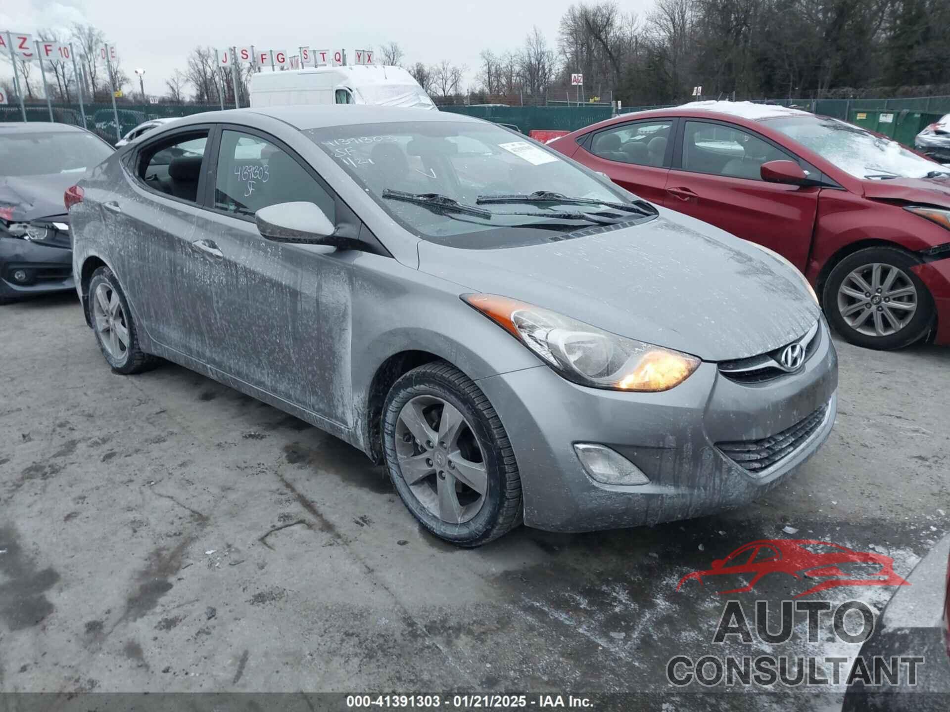 HYUNDAI ELANTRA 2012 - KMHDH4AE3CU256413