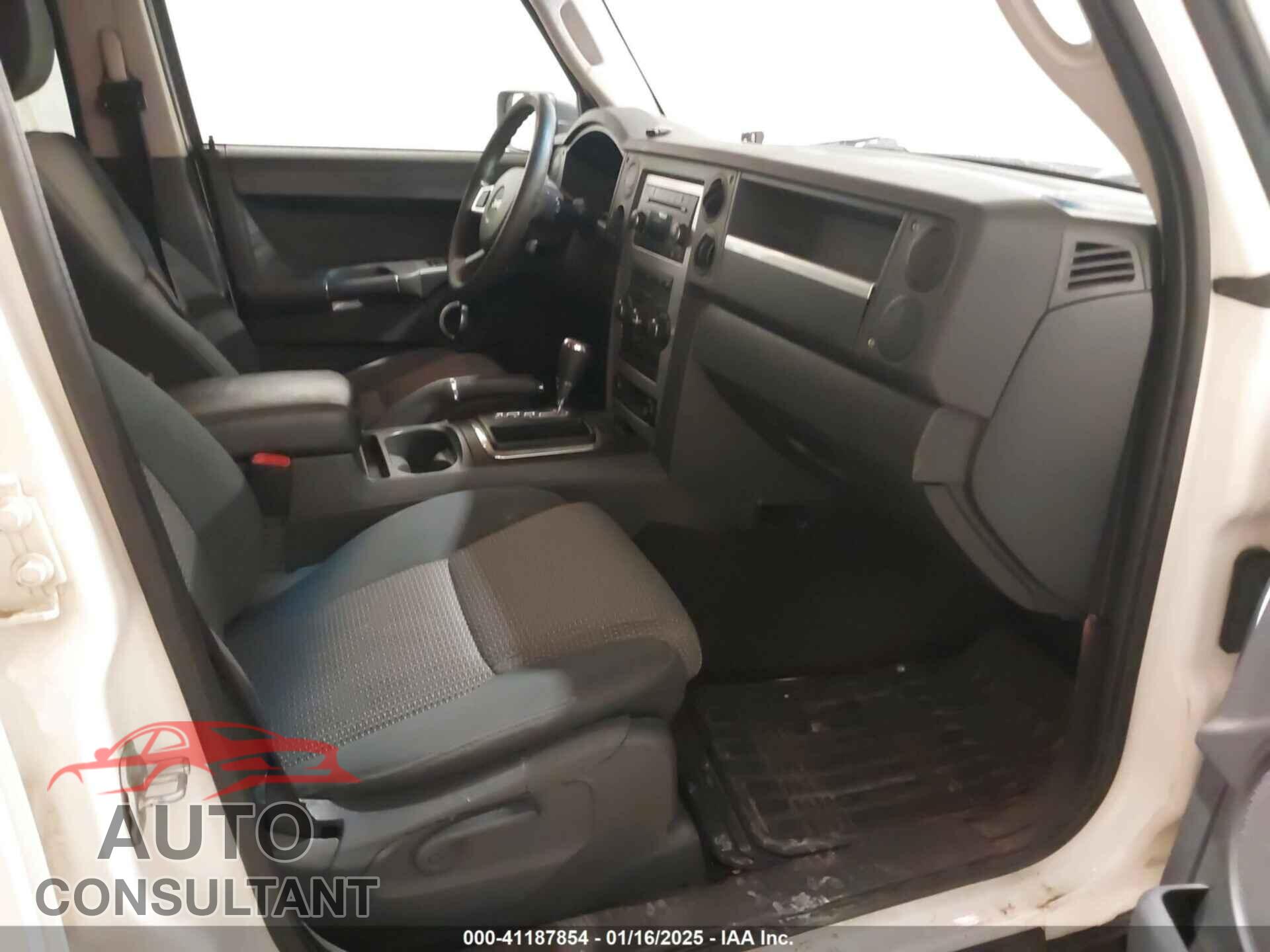 JEEP COMMANDER 2010 - 1J4RG4GK7AC132121