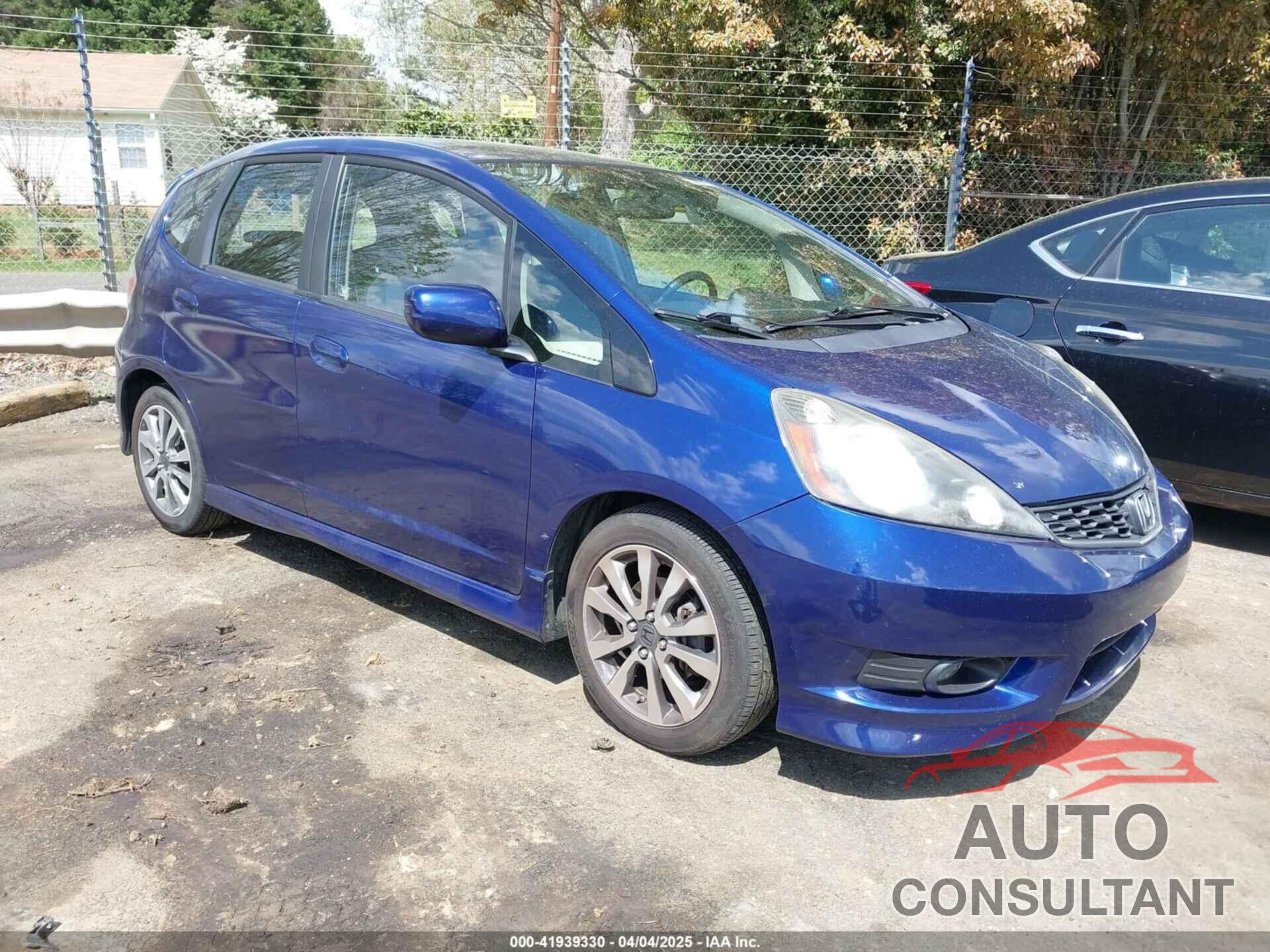 HONDA FIT 2013 - JHMGE8H57DC067048