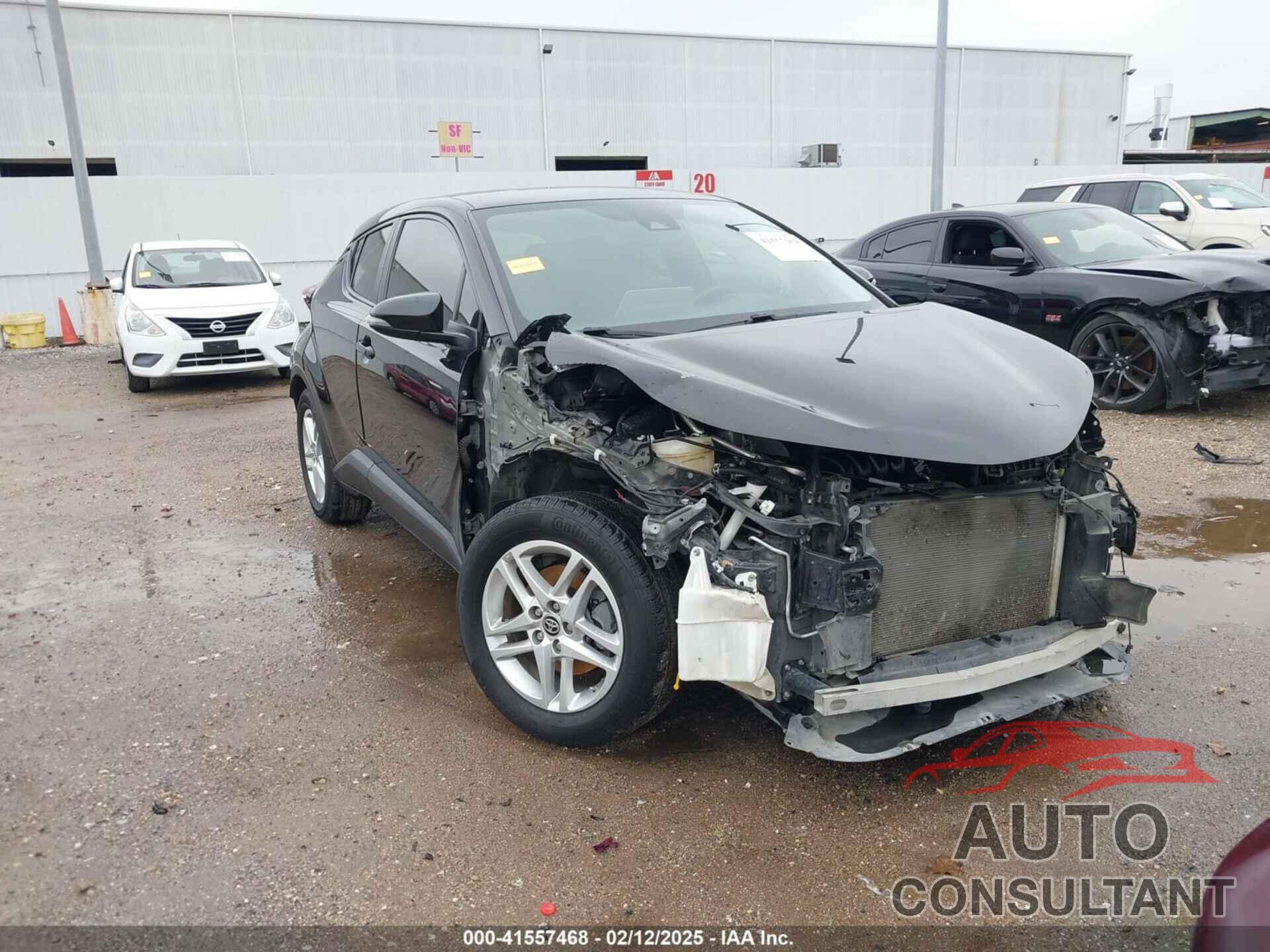 TOYOTA C-HR 2021 - JTNKHMBX9M1106493