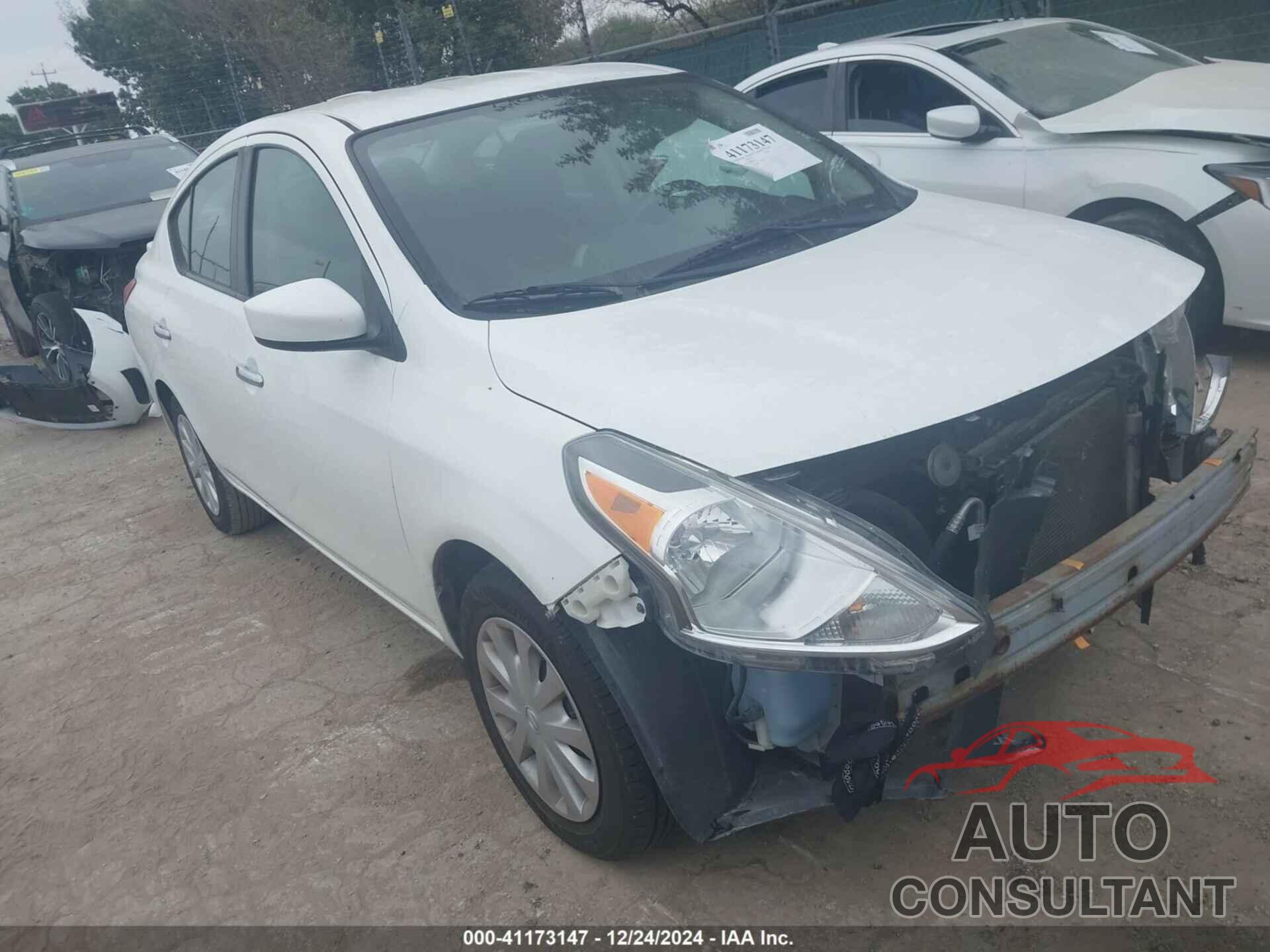 NISSAN VERSA 2017 - 3N1CN7AP9HL836961