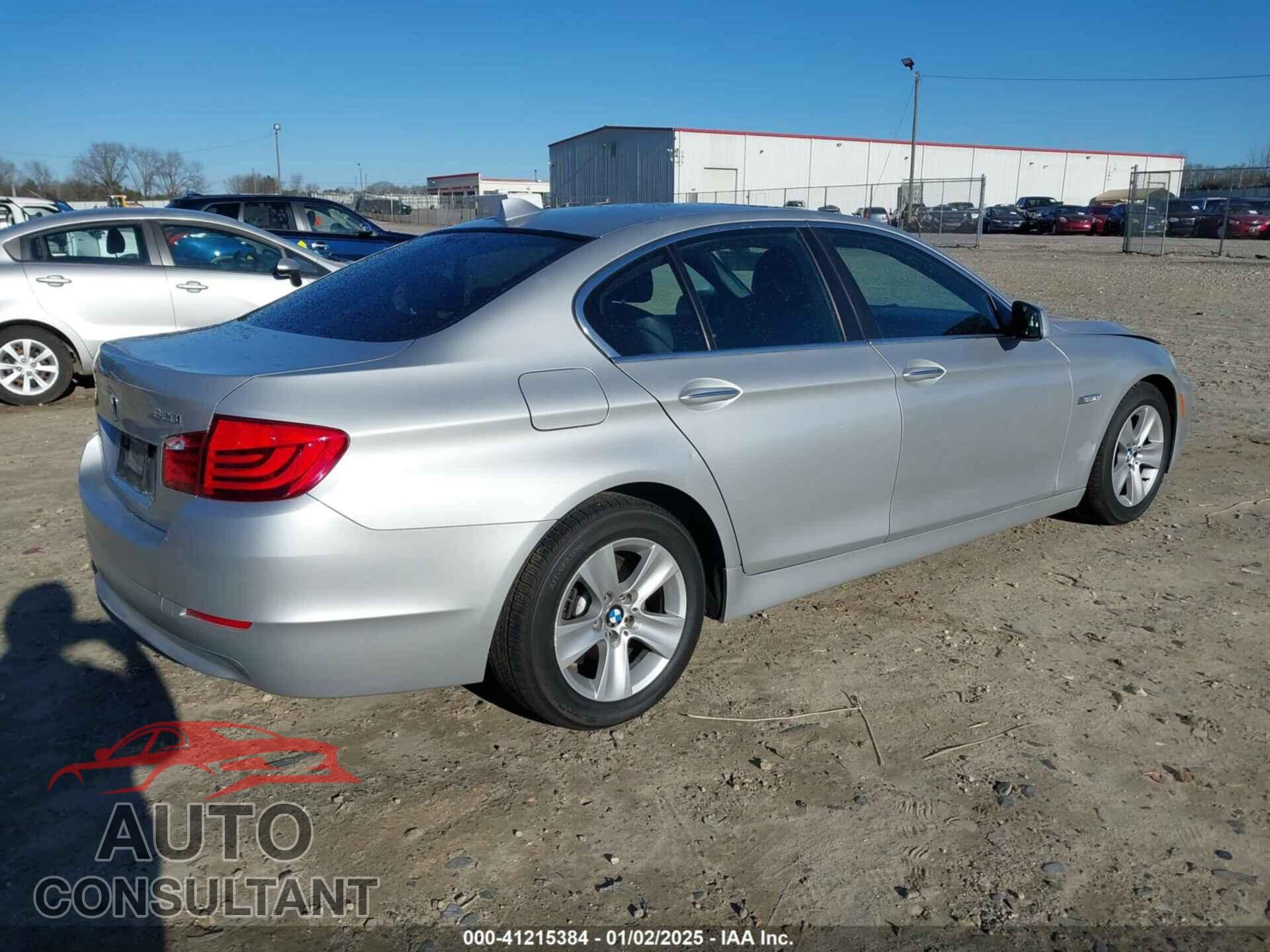 BMW 528I 2013 - WBAXG5C5XDD233720
