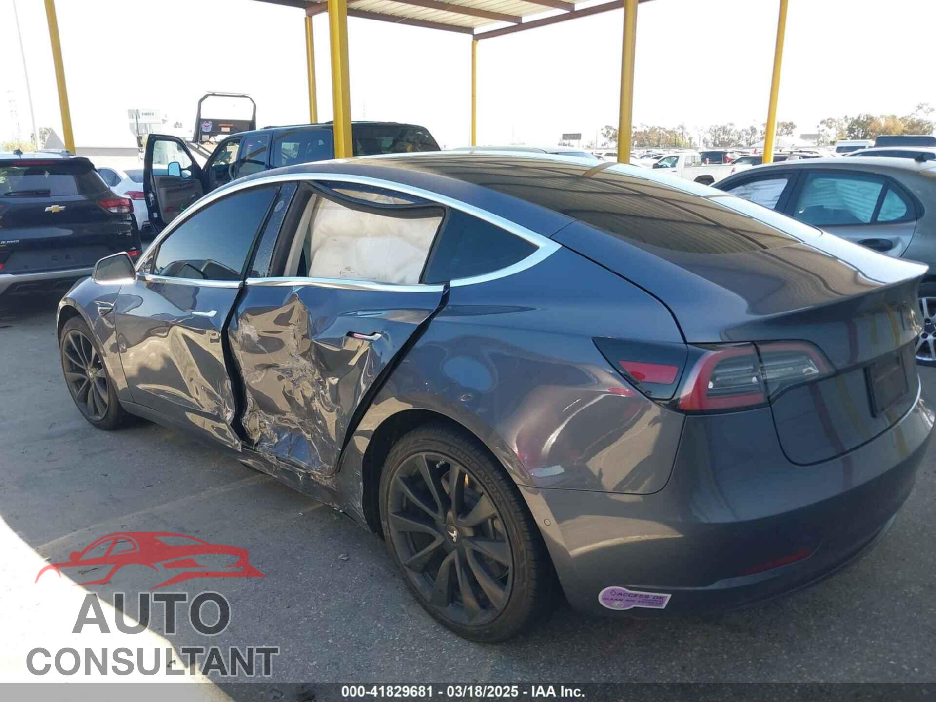 TESLA MODEL 3 2018 - 5YJ3E1EA7JF163401