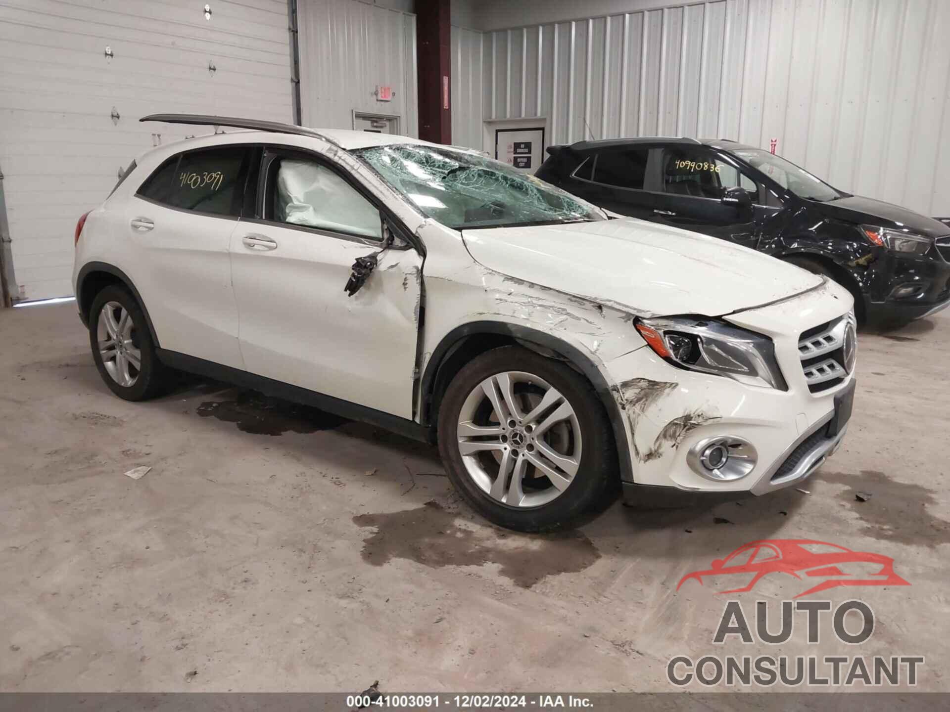 MERCEDES-BENZ GLA 250 2018 - WDCTG4GB8JJ450962