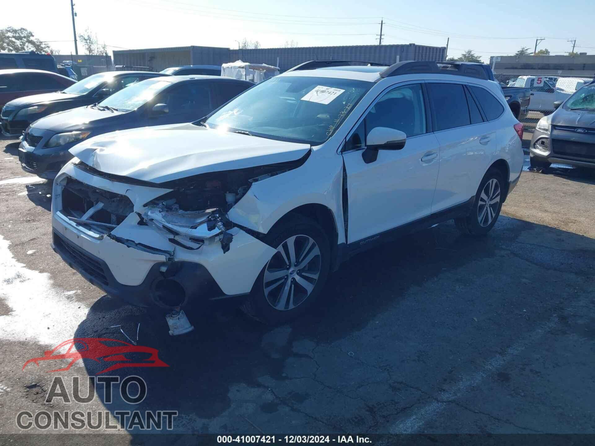 SUBARU OUTBACK 2018 - 4S4BSANC7J3379148