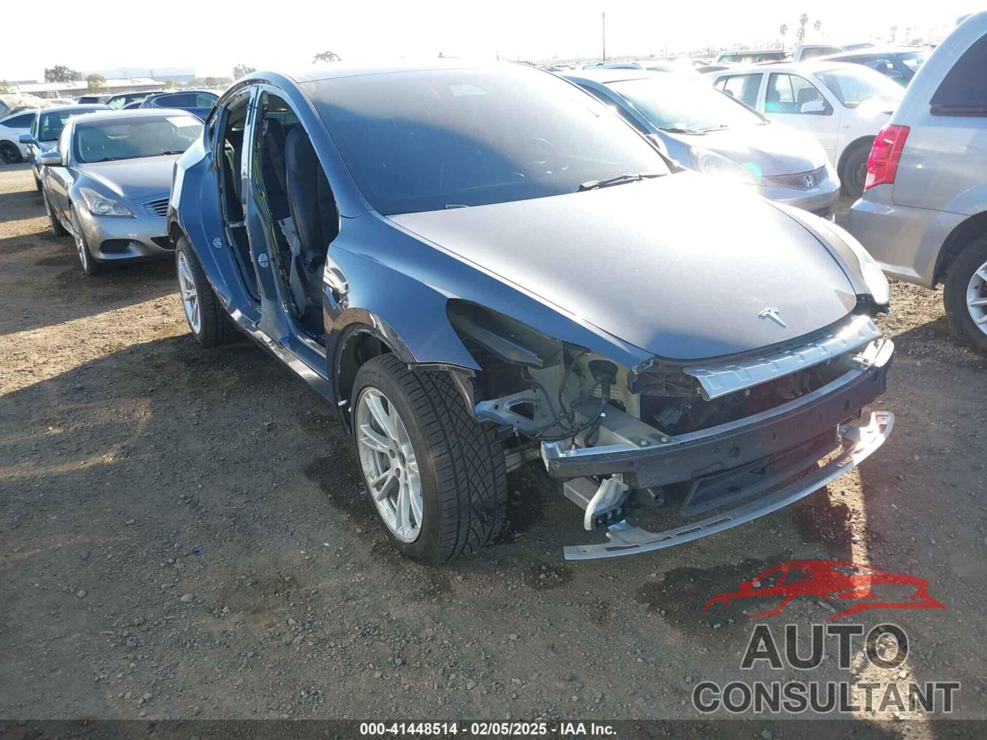 TESLA MODEL Y 2021 - 5YJYGDEE5MF191142