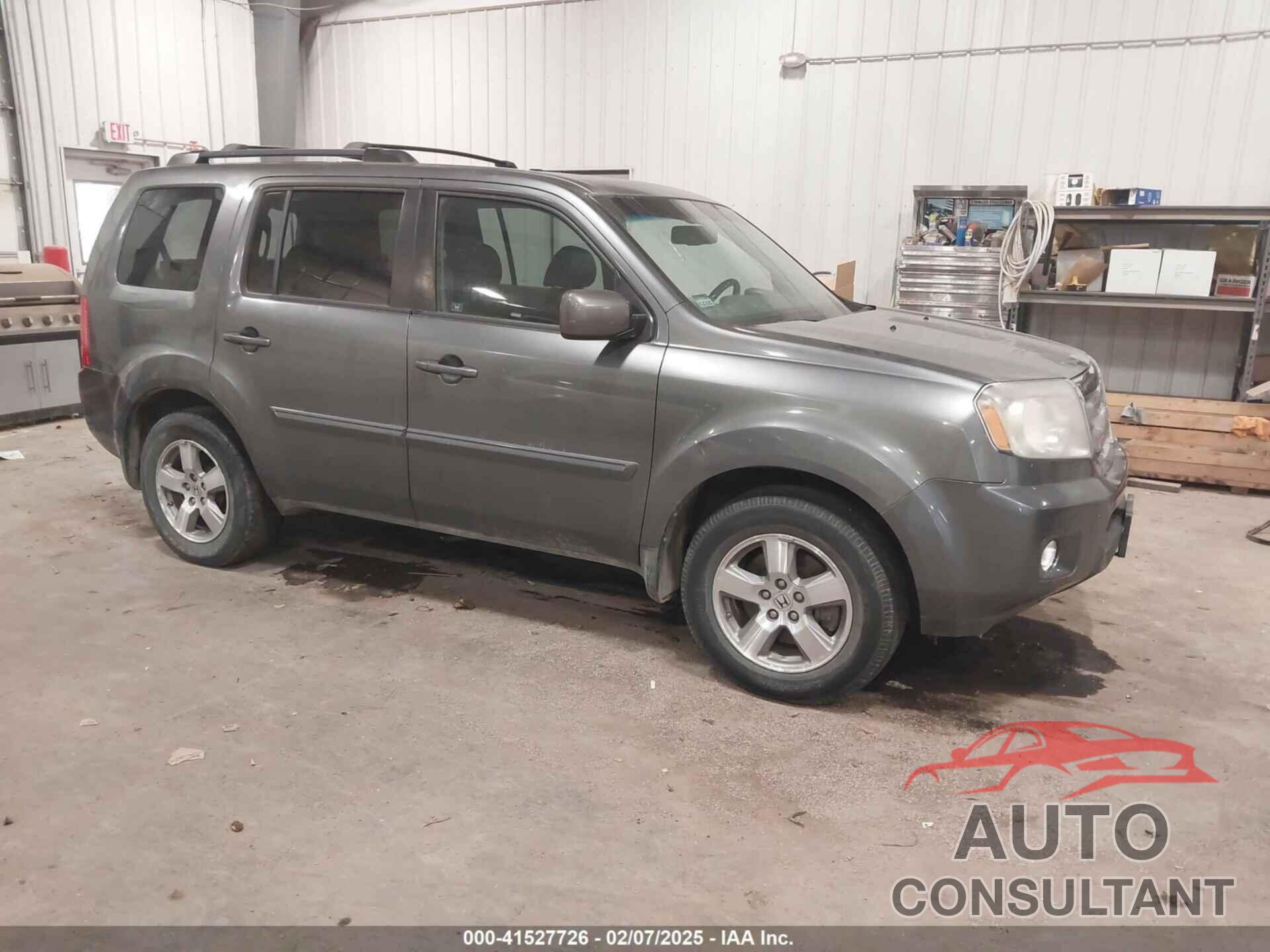 HONDA PILOT 2010 - 5FNYF4H52AB031164