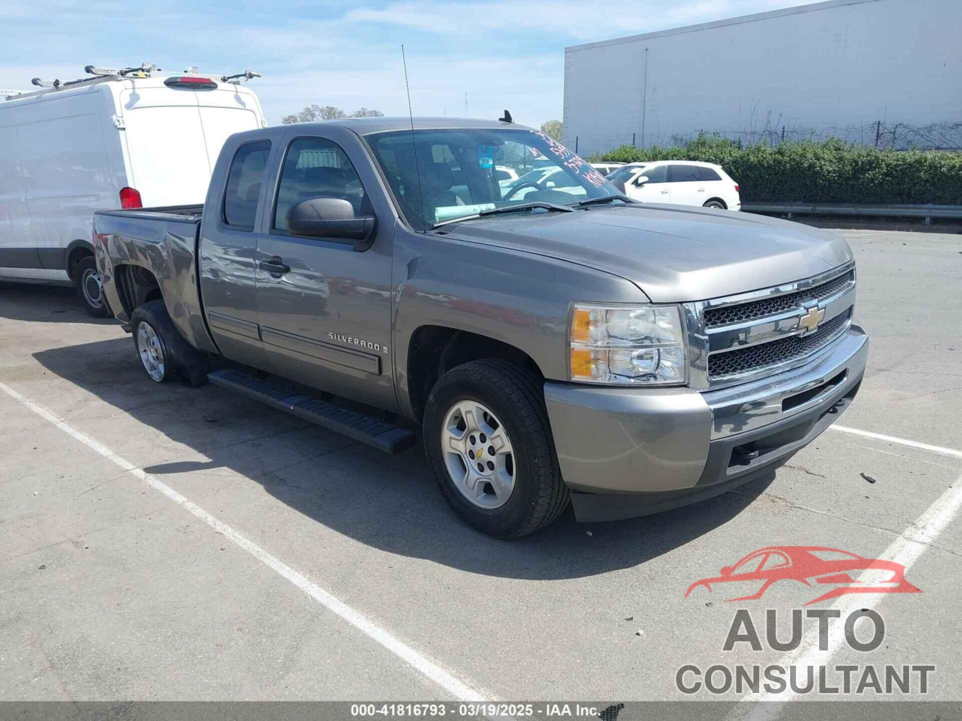 CHEVROLET SILVERADO 1500 2009 - 1GCEC29009Z125357