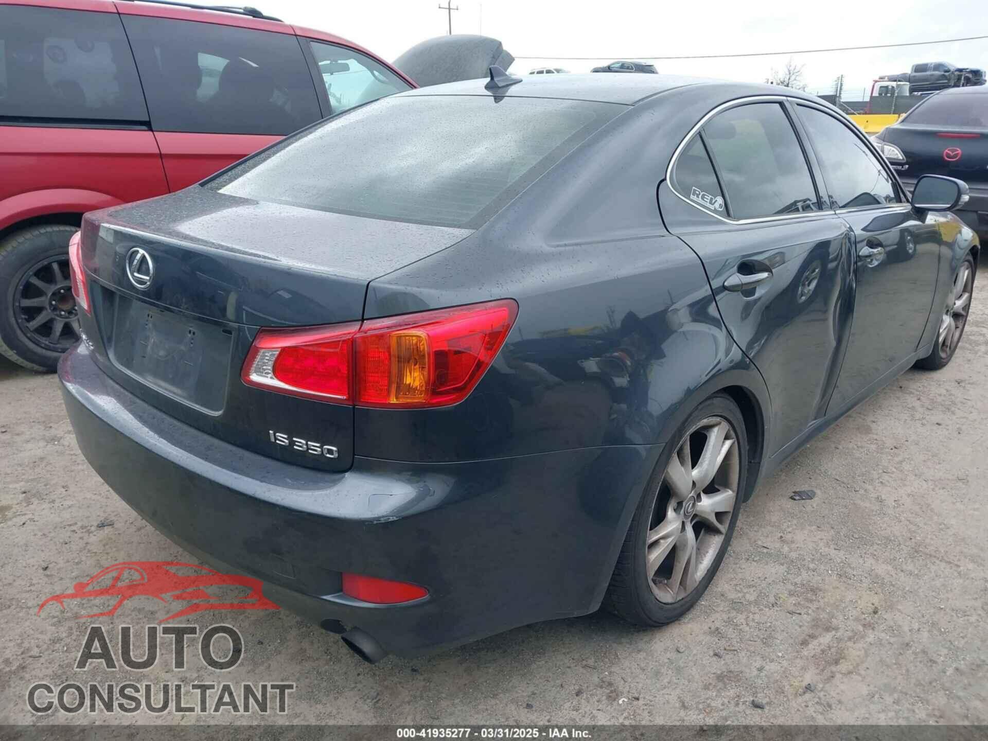 LEXUS IS 350 2009 - JTHBE262092017184