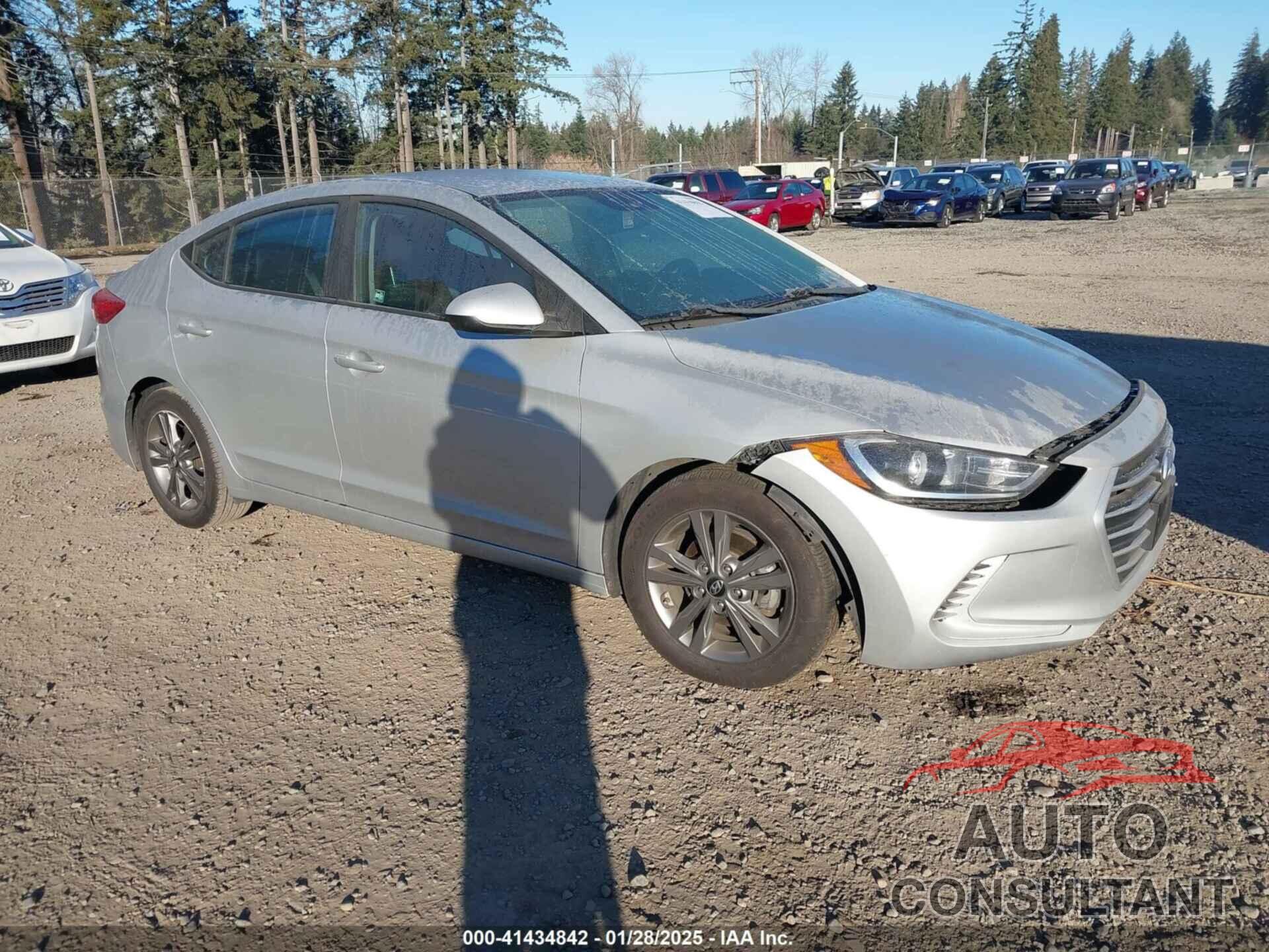HYUNDAI ELANTRA 2018 - 5NPD84LFXJH225080