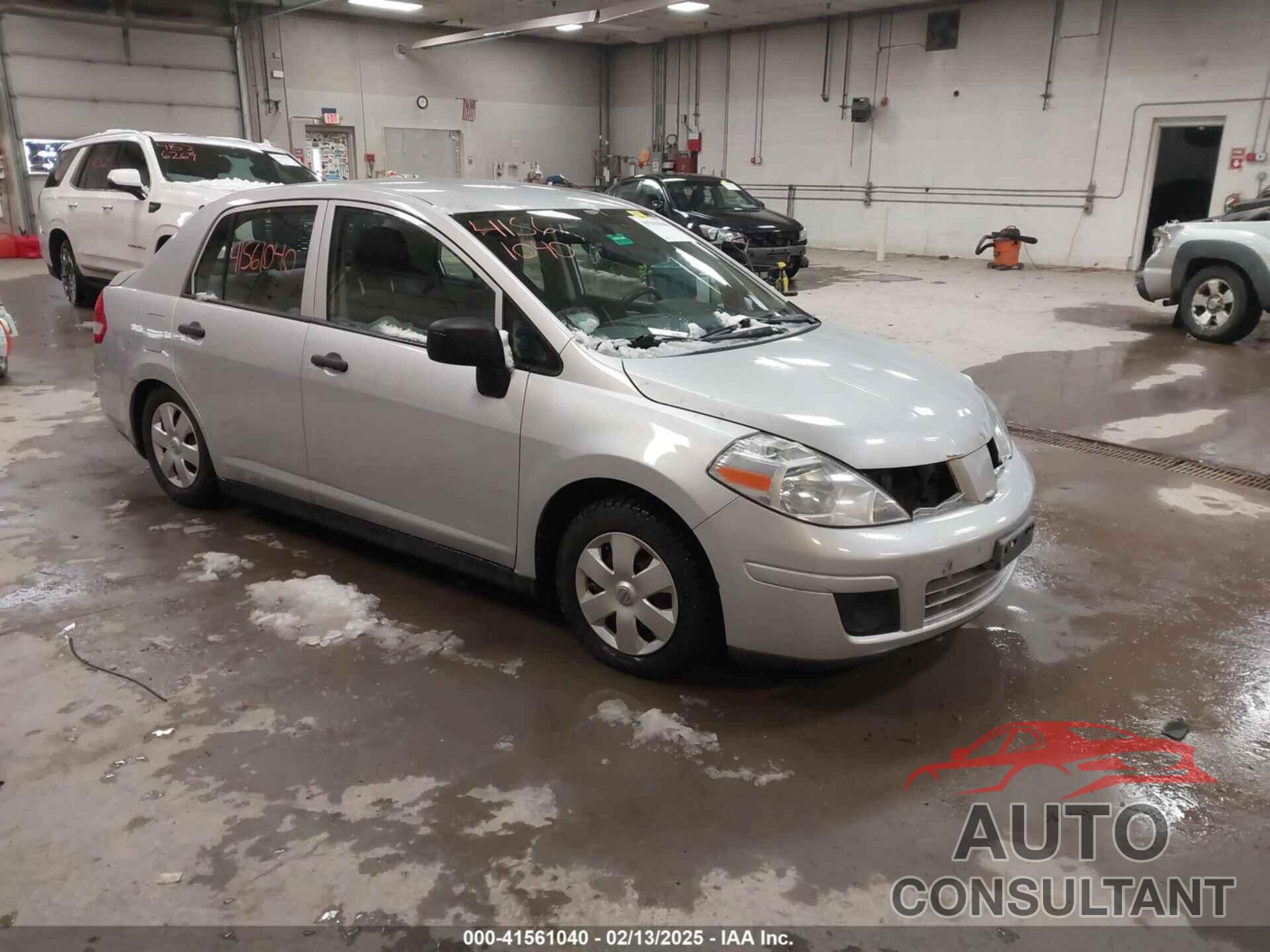 NISSAN VERSA 2010 - 3N1CC1AP3AL380349