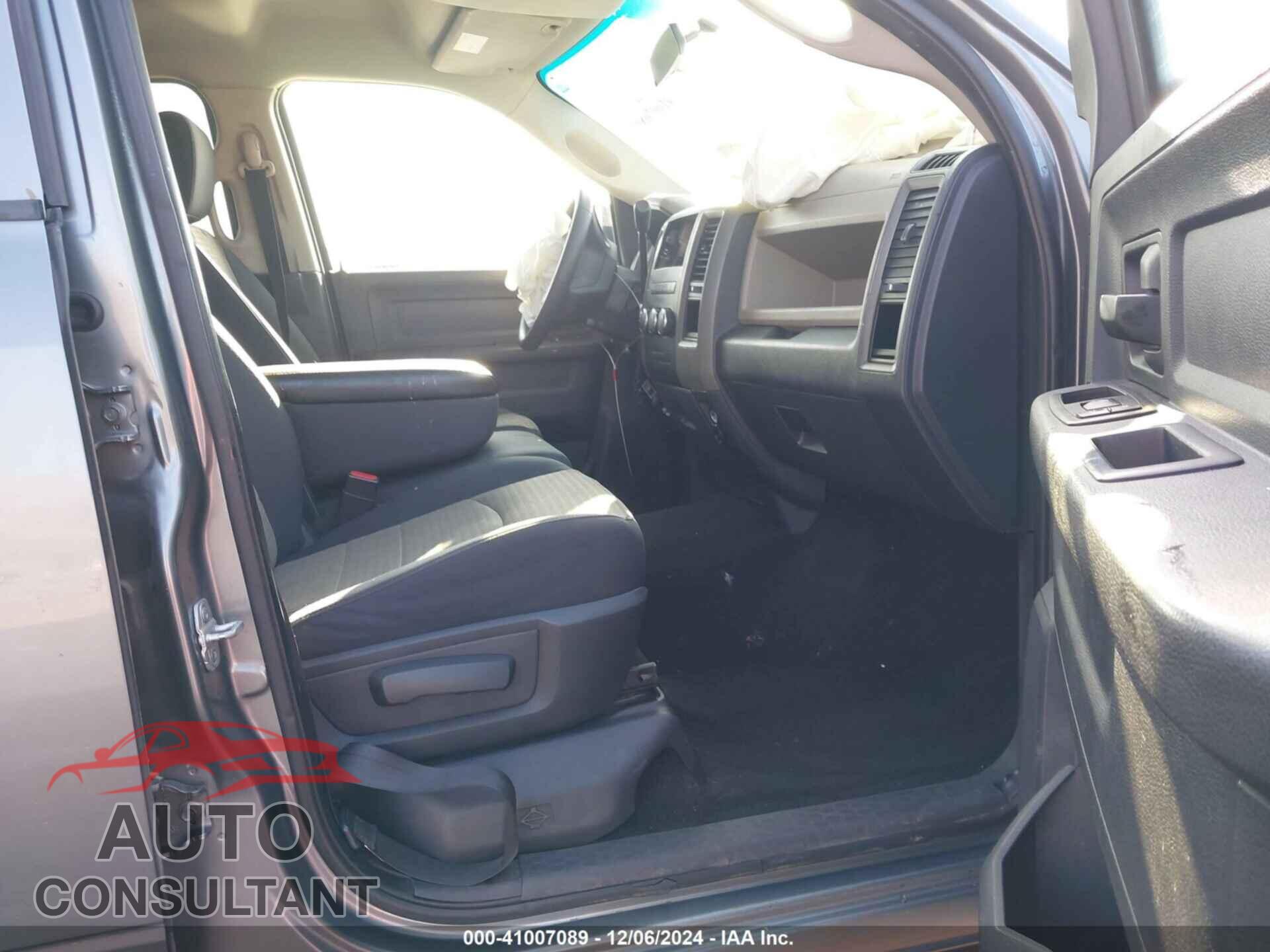 DODGE RAM 1500 2009 - 1D3HV13T19S795049