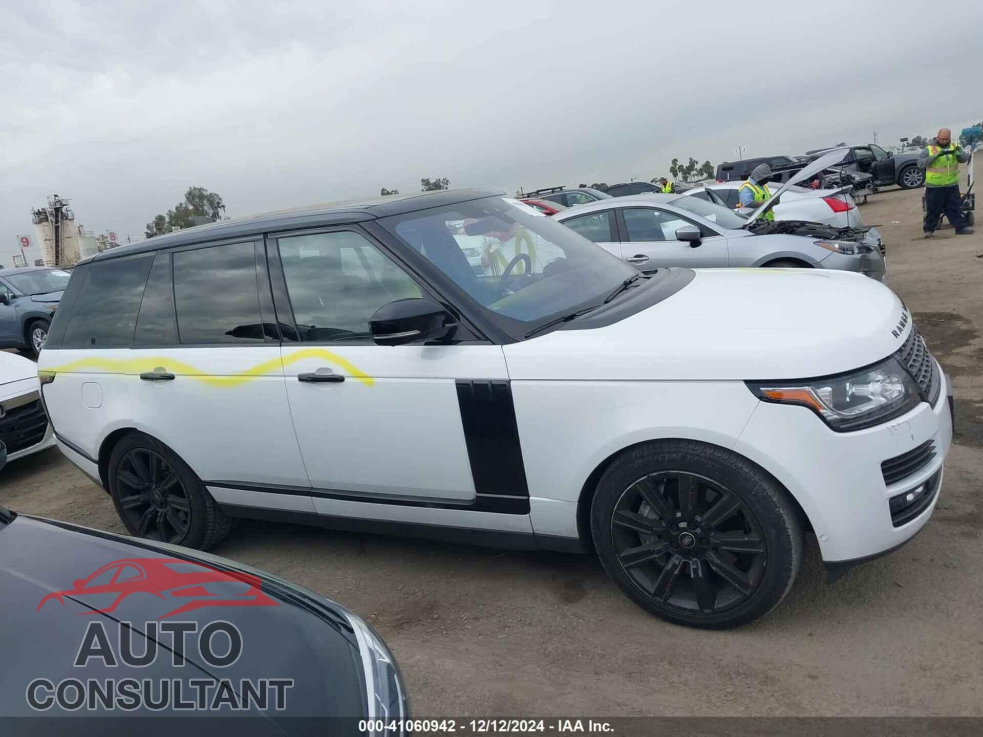 LAND ROVER RANGE ROVER 2017 - SALGS2FE0HA371875