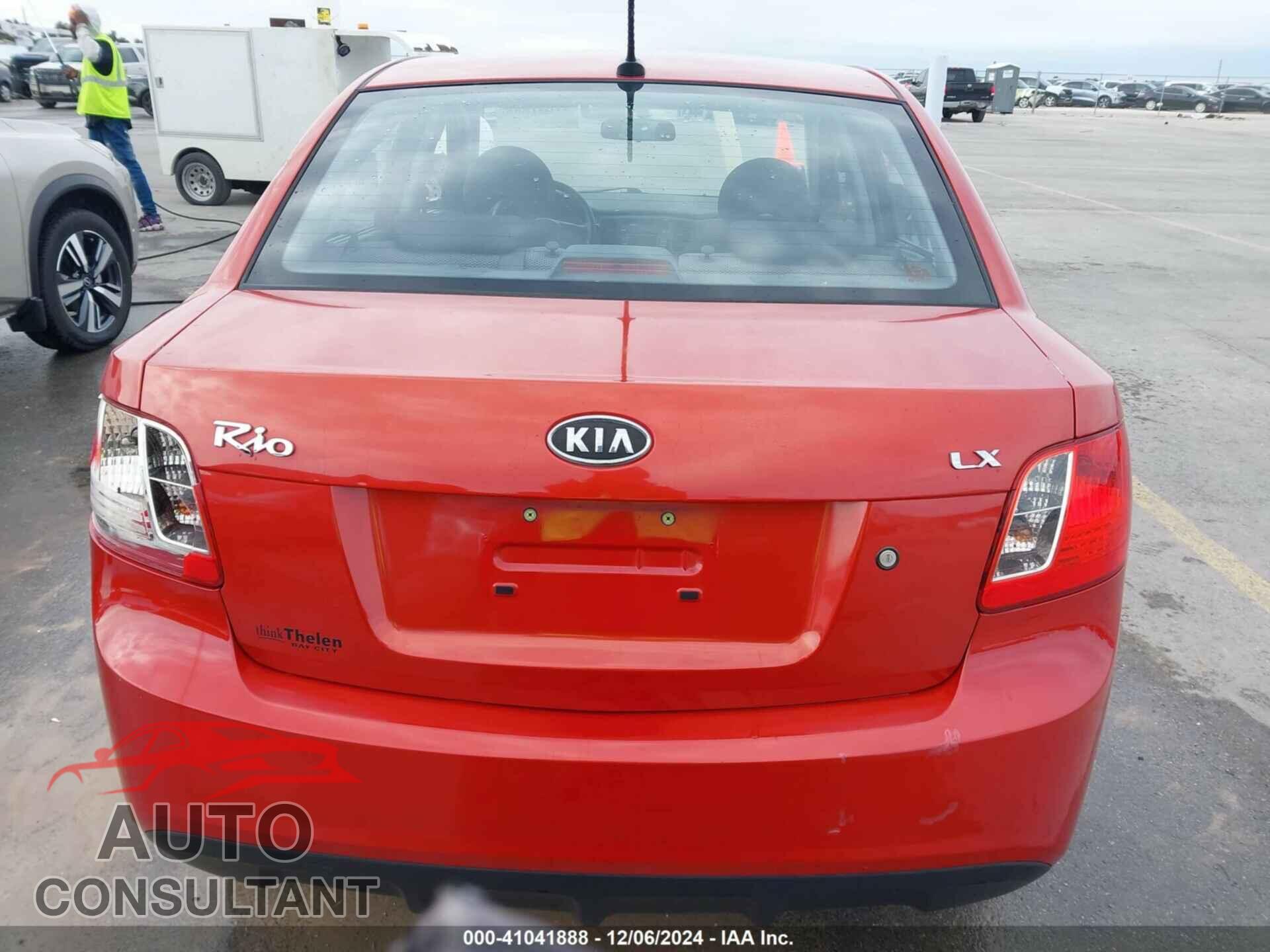 KIA RIO 2011 - KNADH4A35B6748508